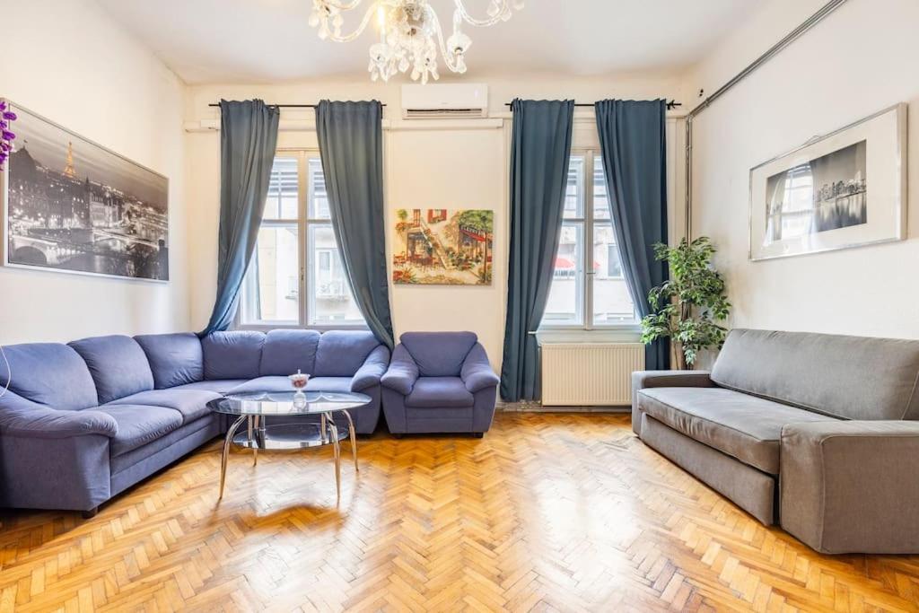 Prince Kinizsi Appartement *