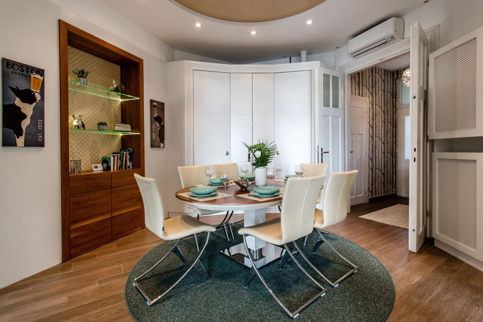 Luxurious Danubeside For 6 Apartmán Budapest