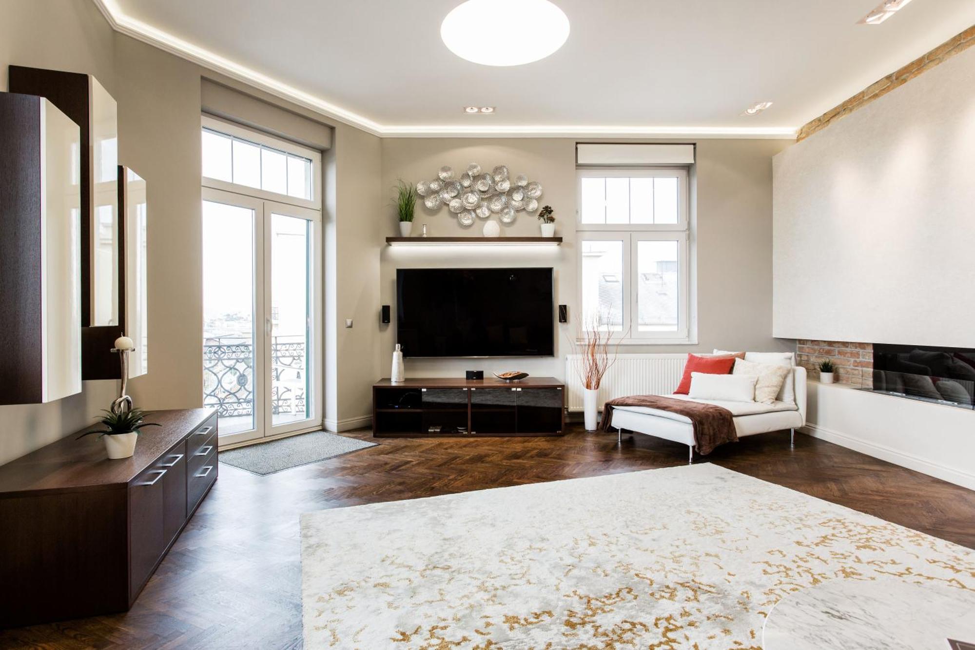 Luxurious Danubeside For 6 Budapest
