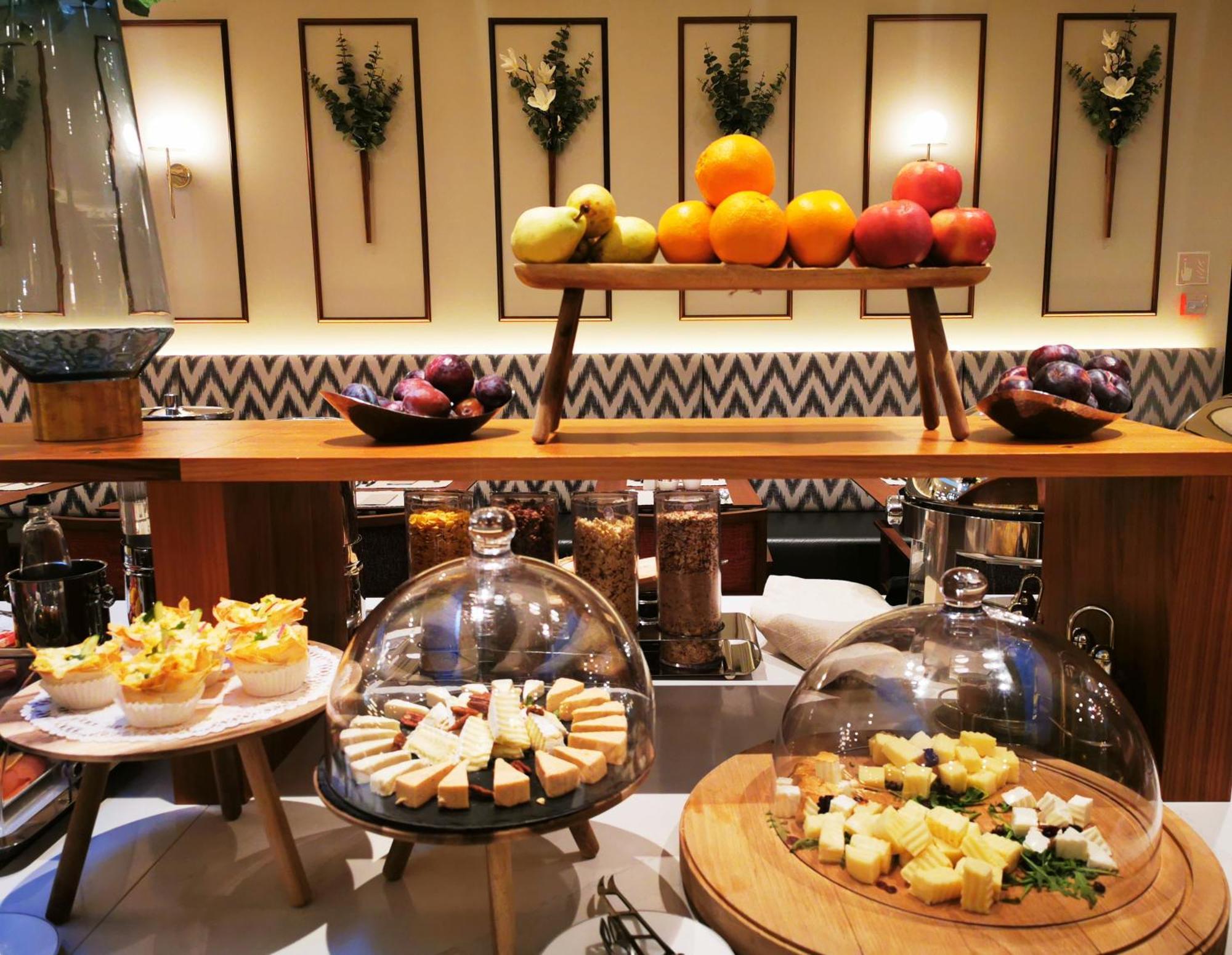 Est Grand Savoy Hotel Budapest
