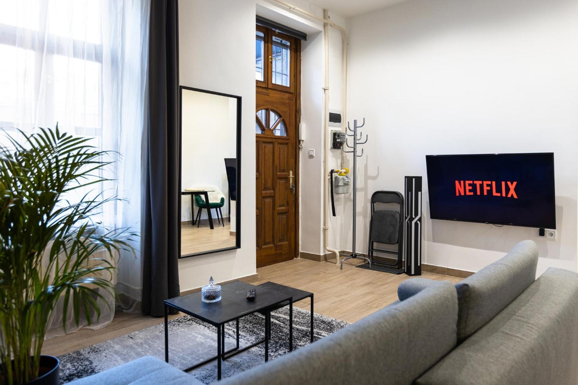 Lägenhet Devai With Free Netflix Near The Westend City Center