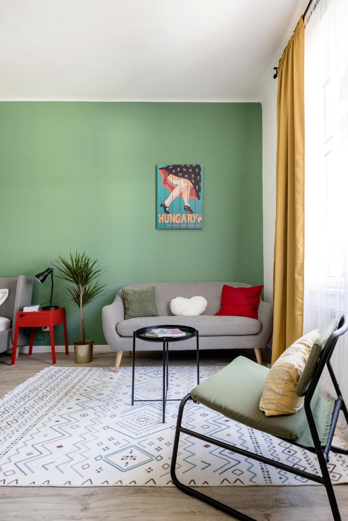 Stylish And Colourful In The Centre Apartman Budapest