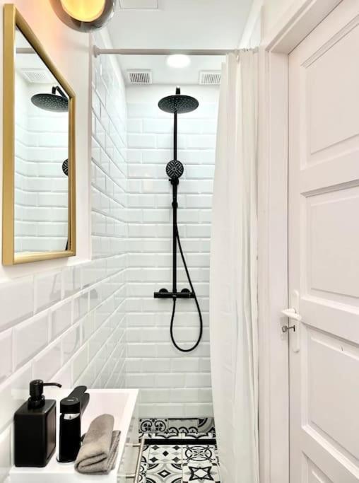 Standard By Hi5 - Tiny Studio Apartament *