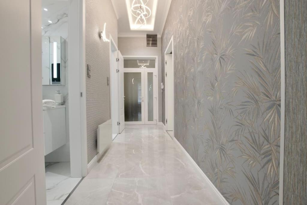 Premium By Hi5 - 2 Bedroom In The Center Appartamento *