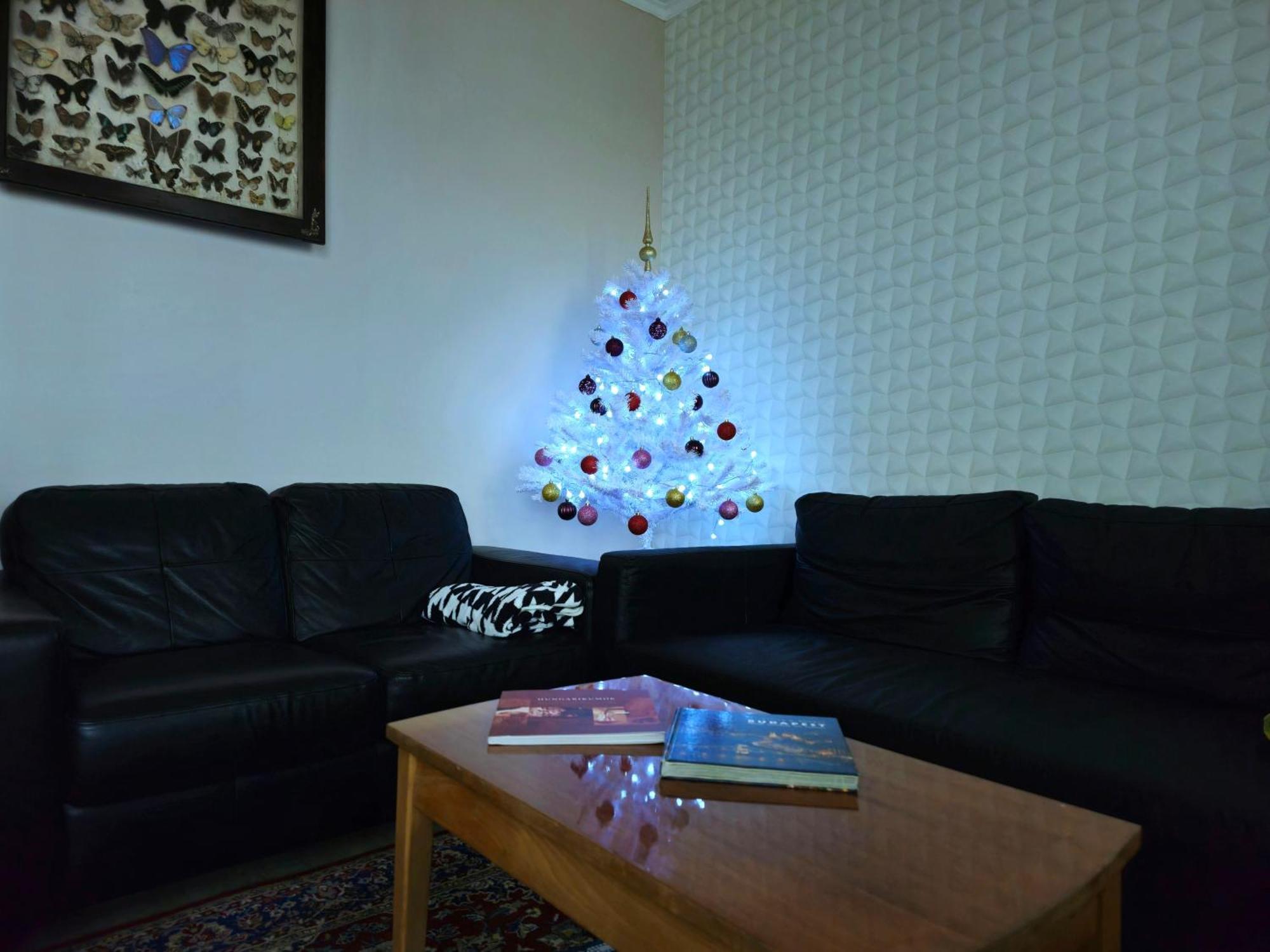 Rumbach Terrace *