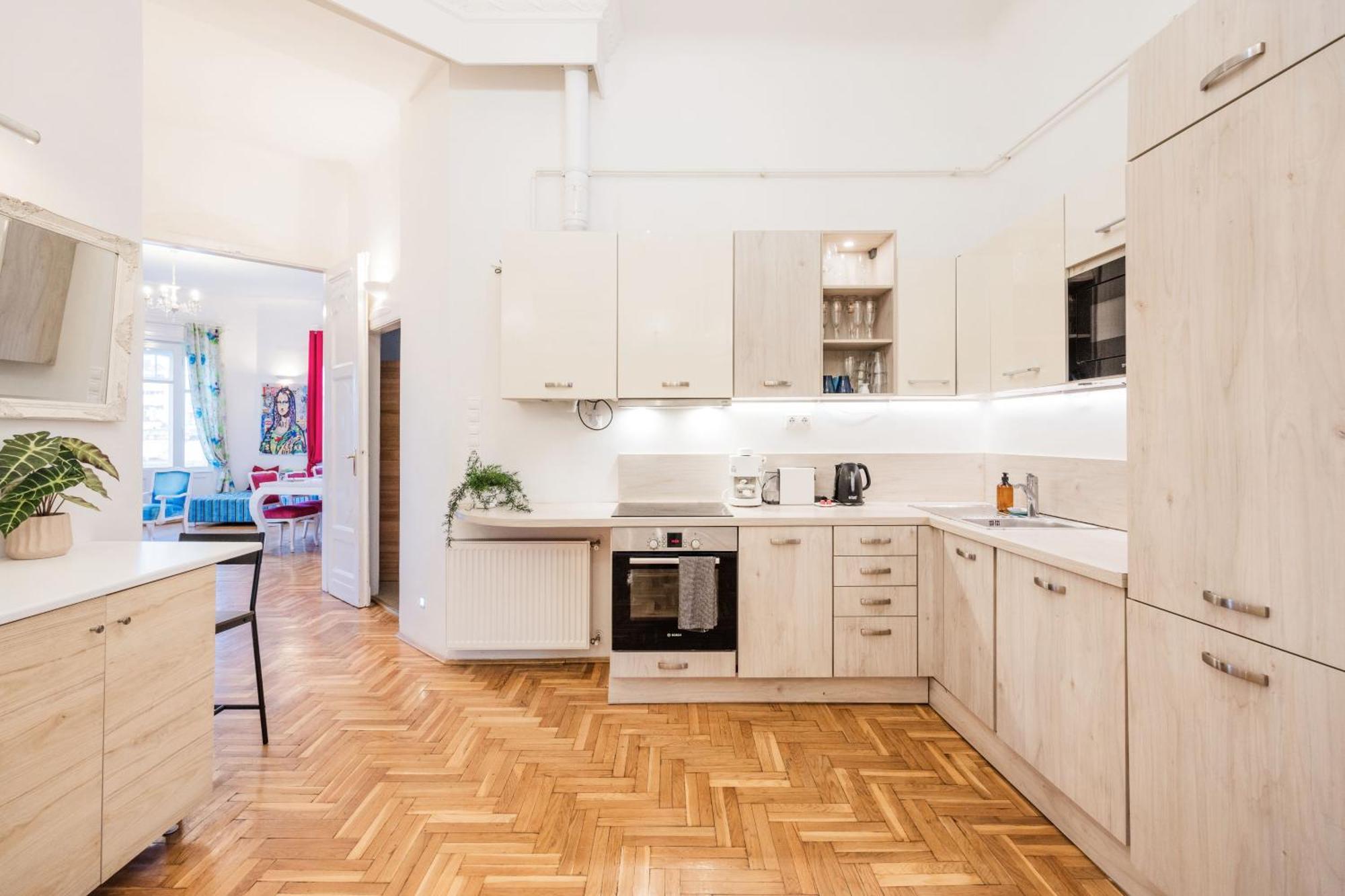 Appartement Amazing View Designer With Sauna And Jacuzzi 3 Min To Opera House Budapest