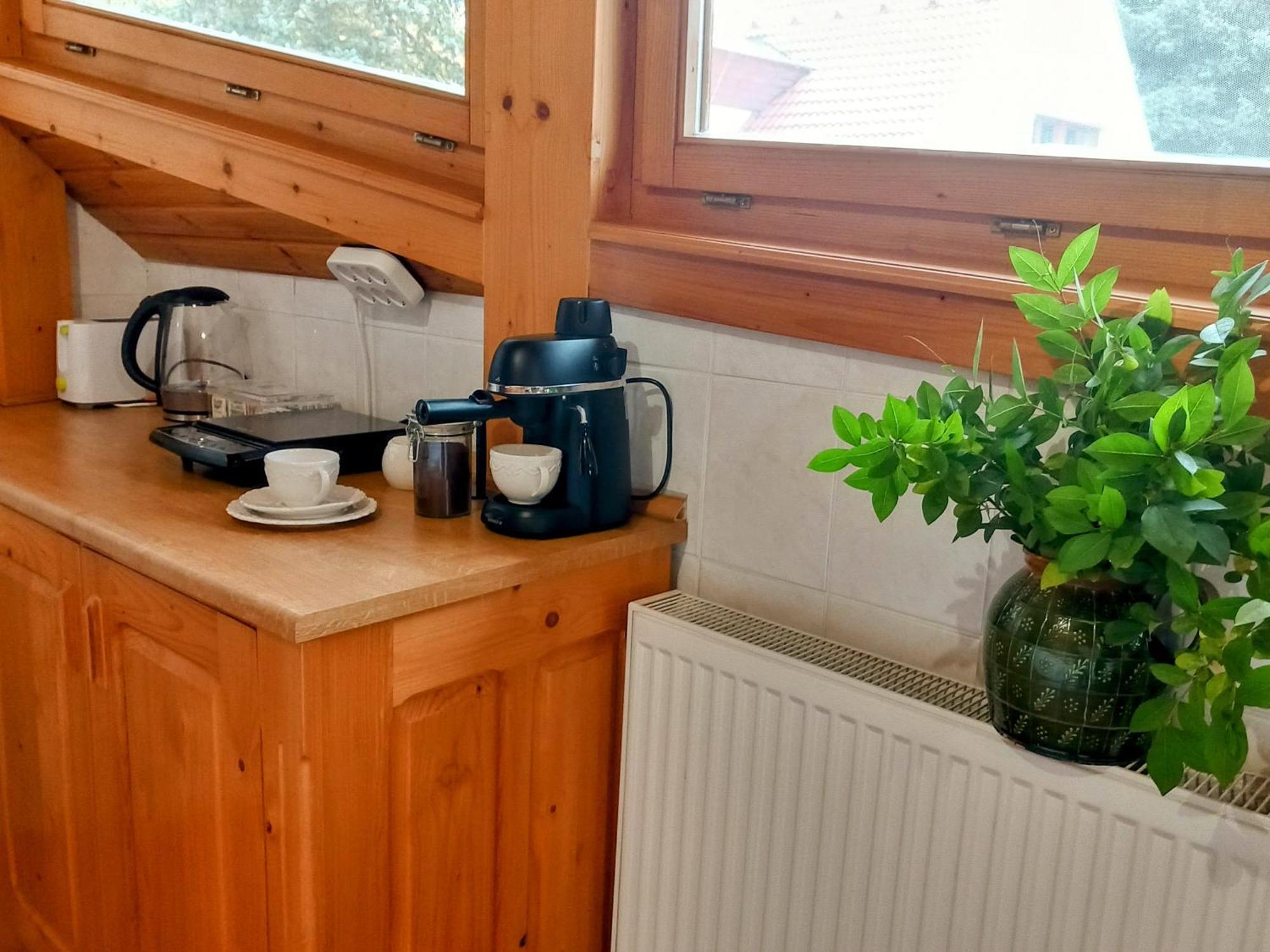 Apartment Kupolavilla-apartment-event House By The Danube River-buda Budapest