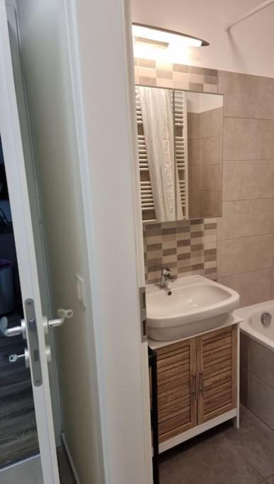 Apartamento Flamingo - Balcony, Ac, Downtown *