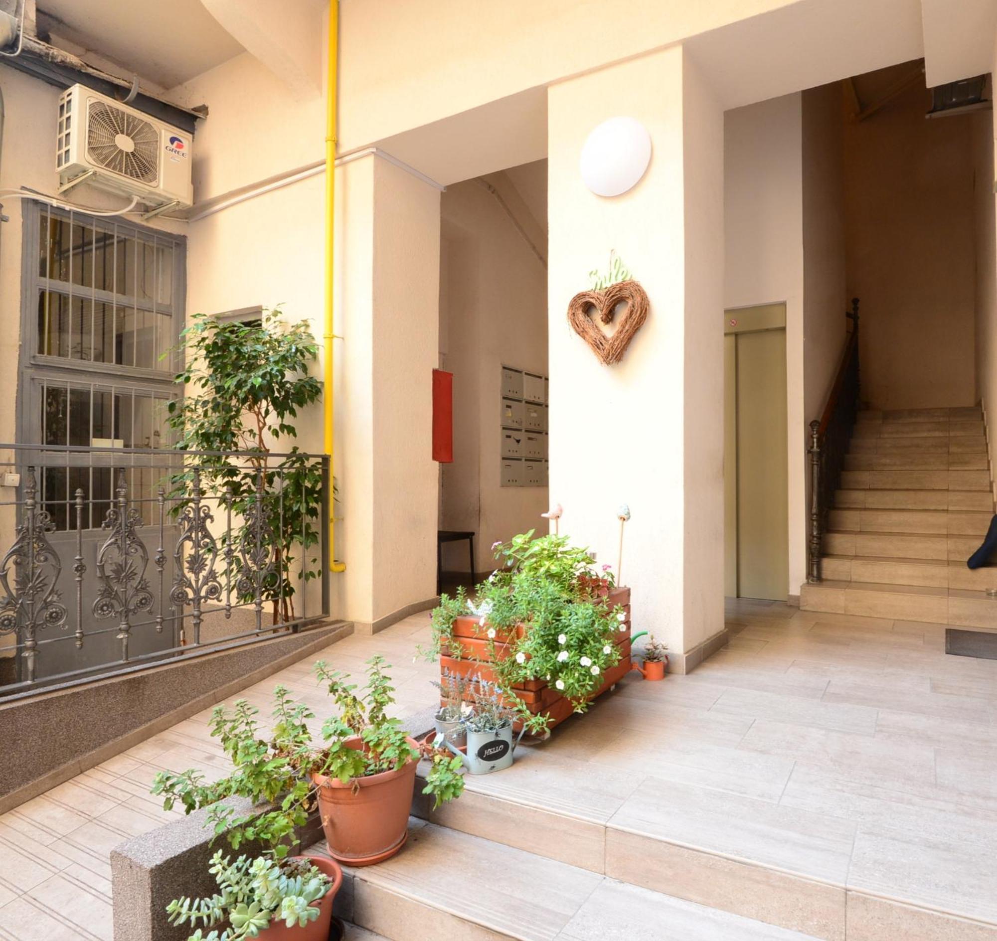 Your Place Apartment *