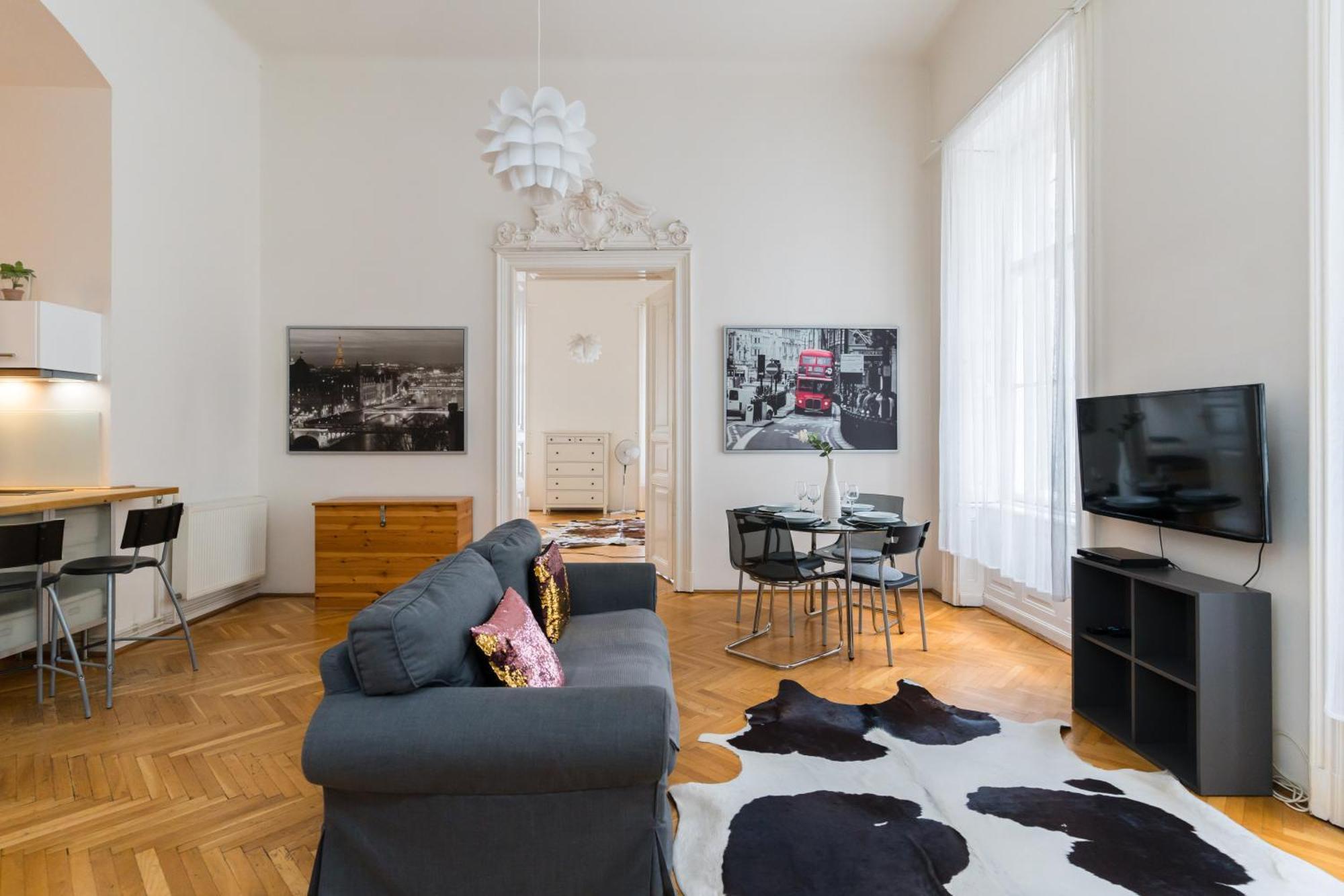 Broadway Apartmán