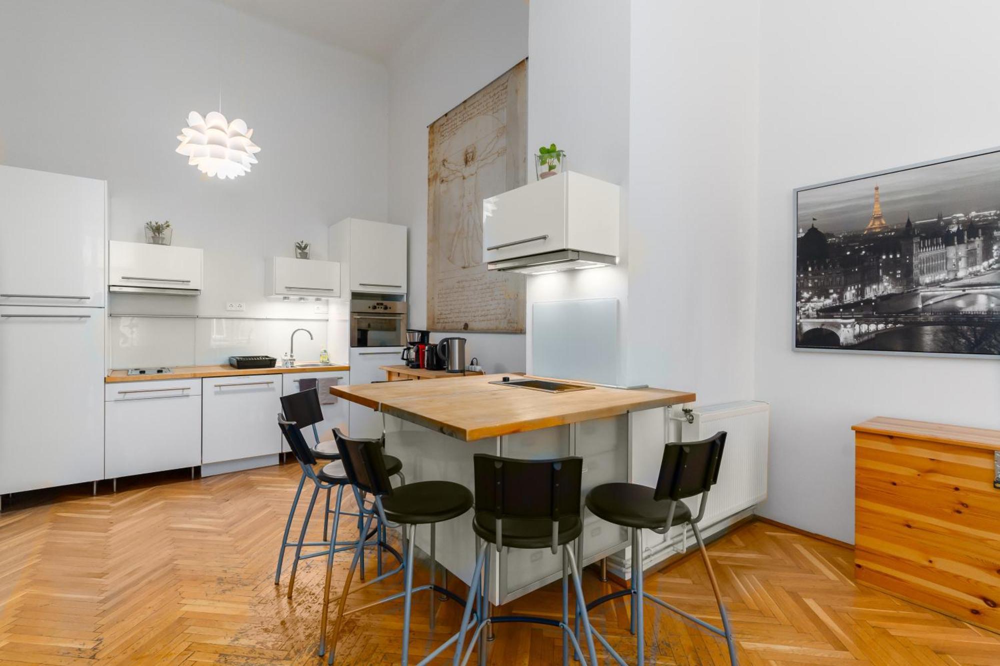 Broadway Apartmán *