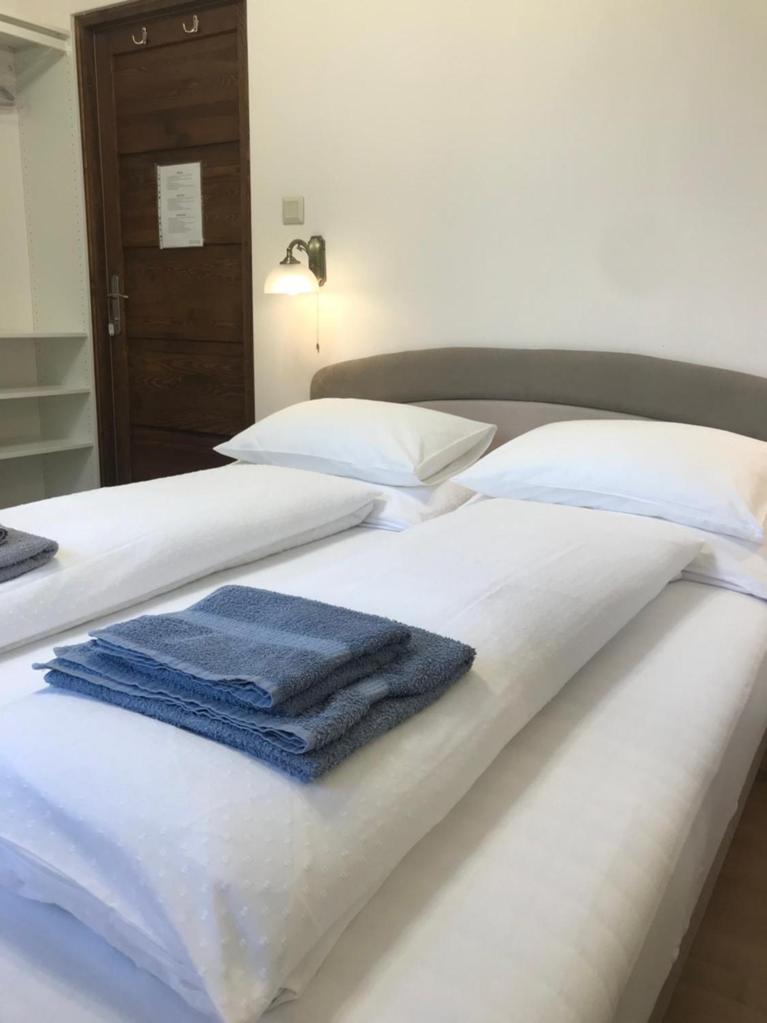Deviza Budapest