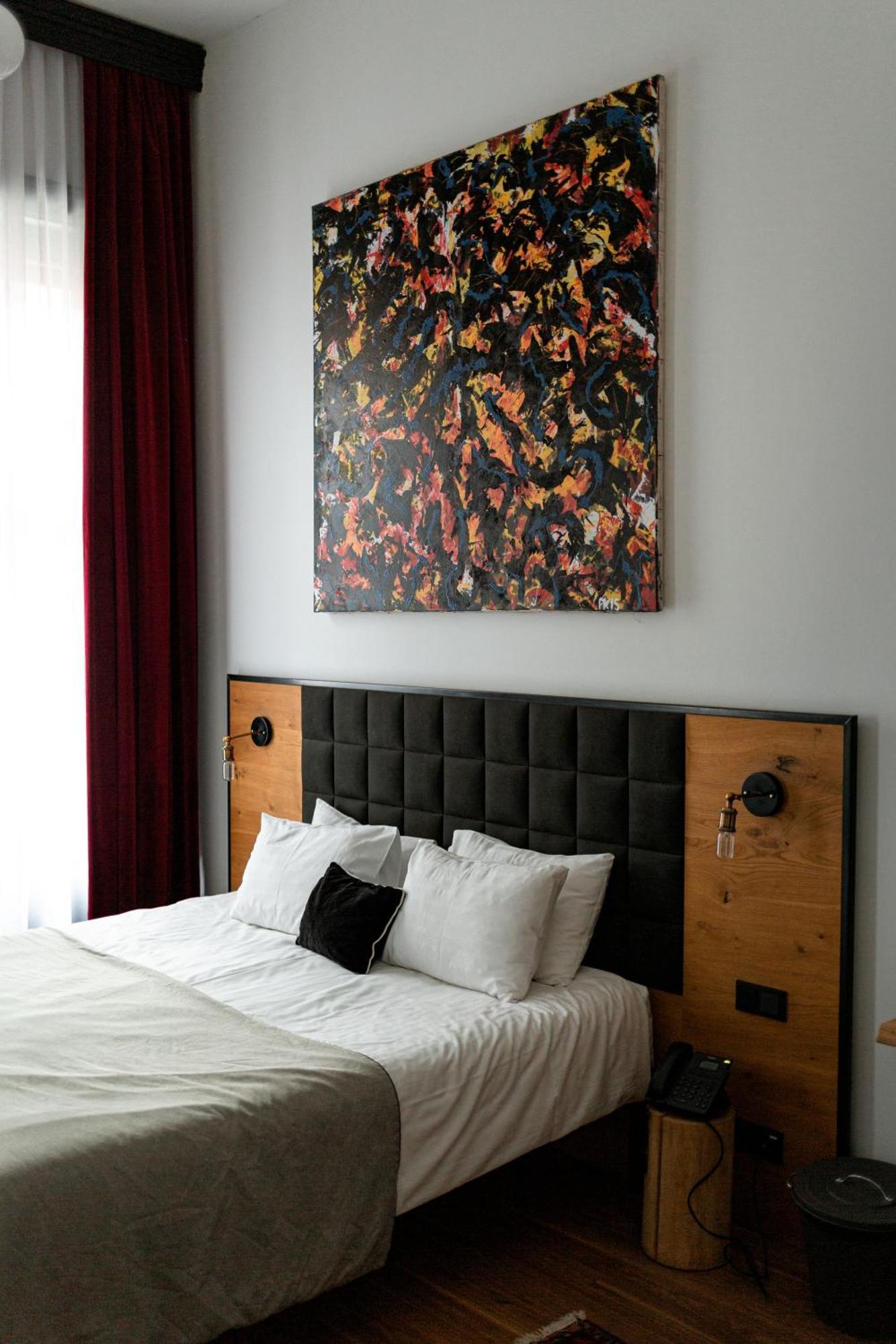 Rum Hotell 4*