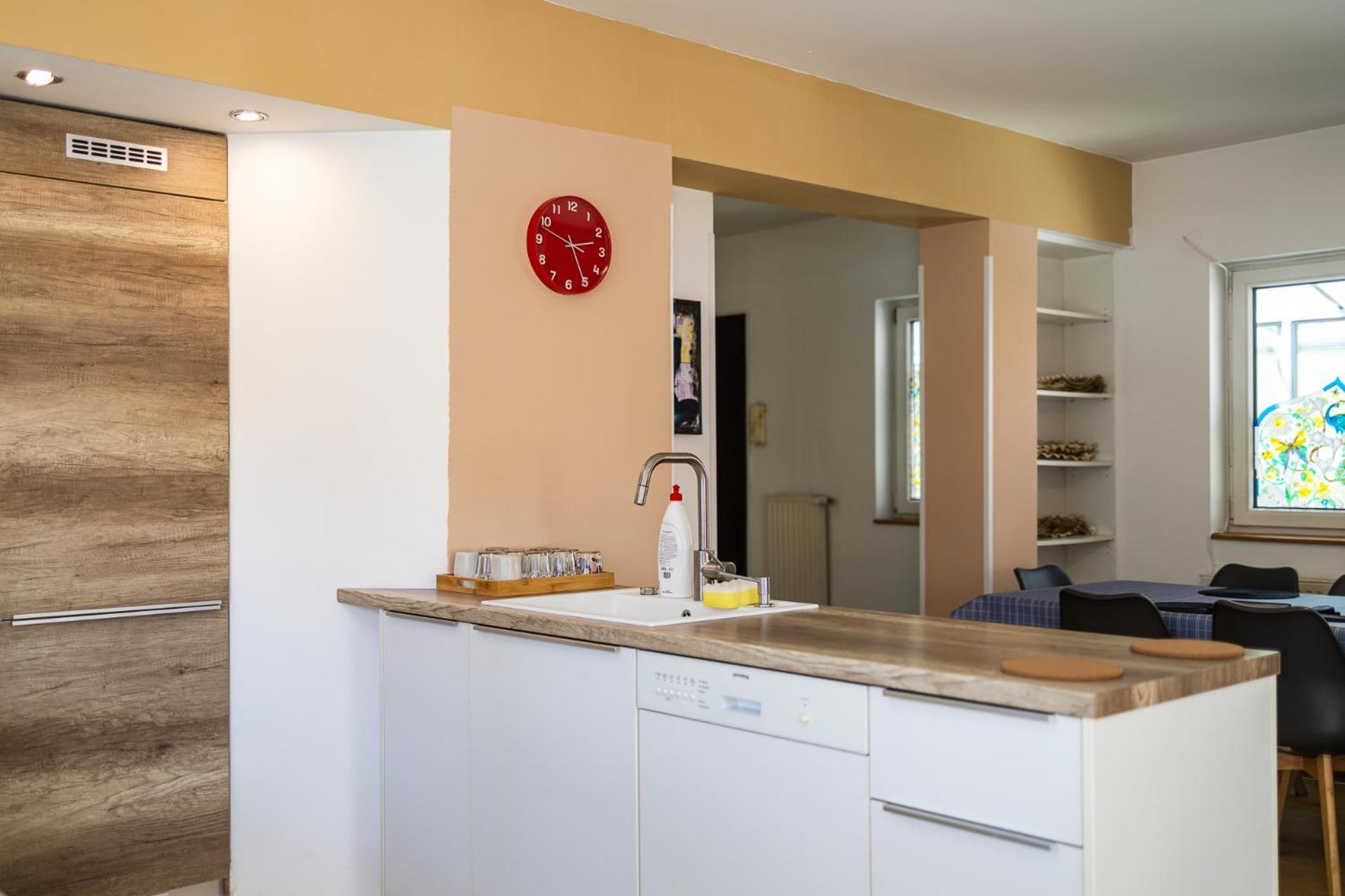 Center Penthouse - Huge Terrace And Free Parking - Tram/metro - Ac Lägenhet