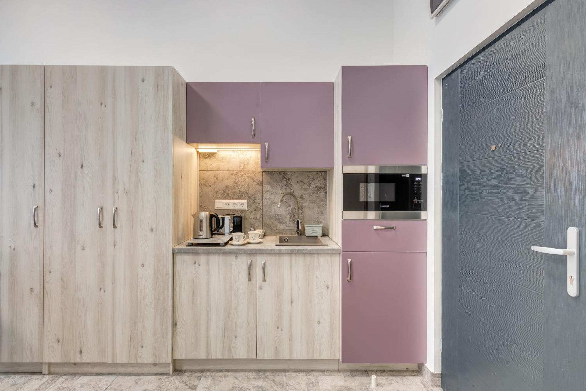Magic In Downtown Apartment
