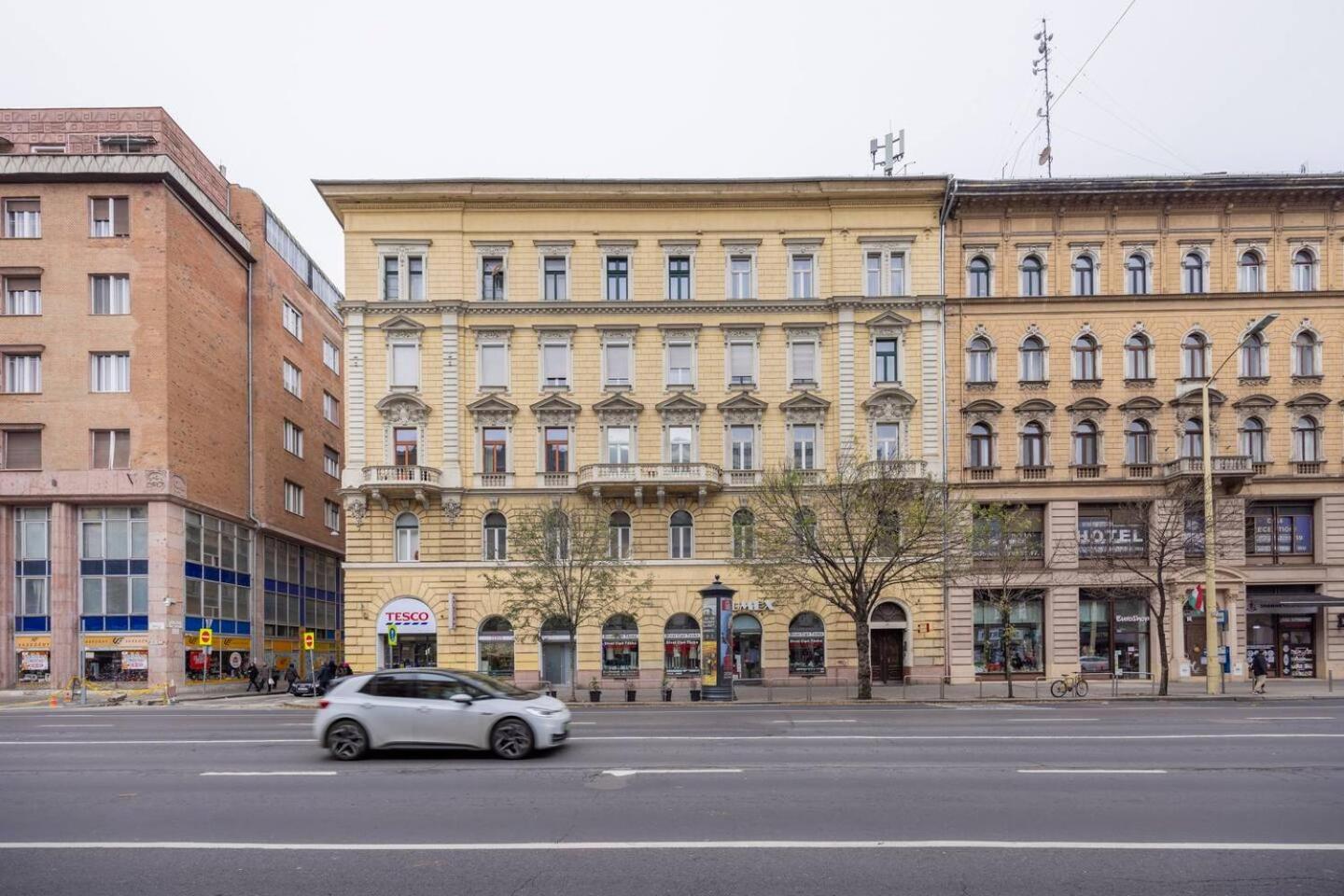 Marianna Budapest