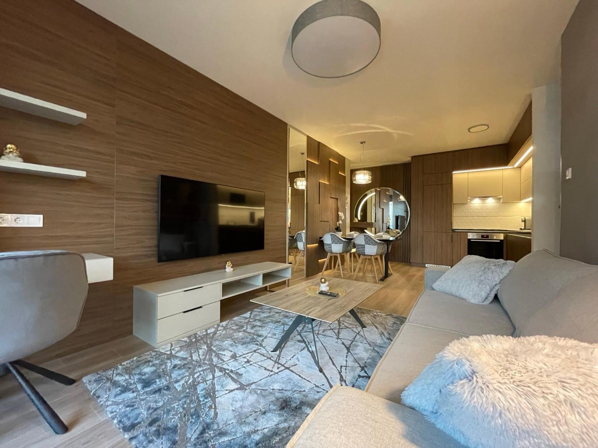 Karzo Lk 201 Apartament *