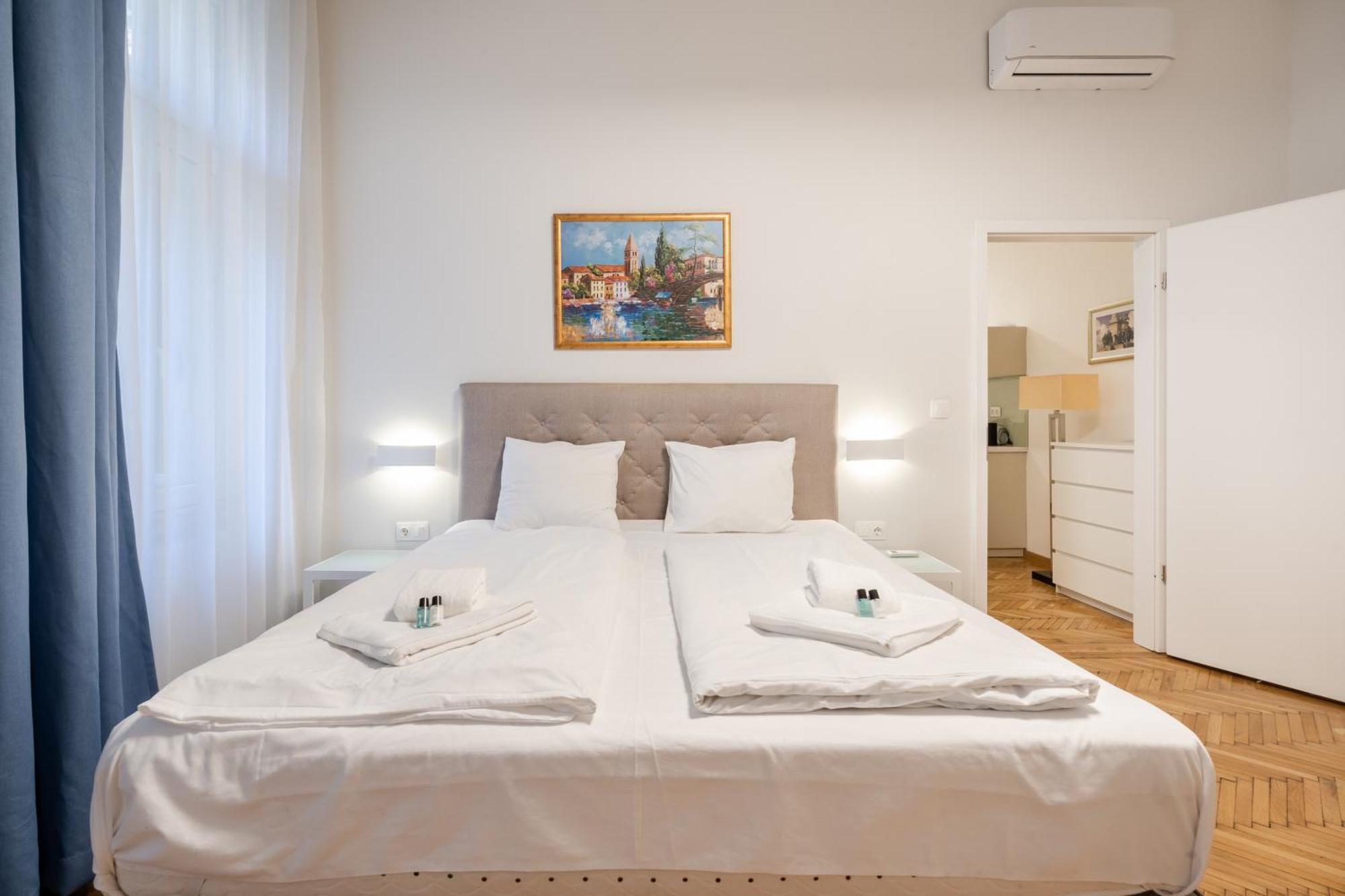 City Block Apartman