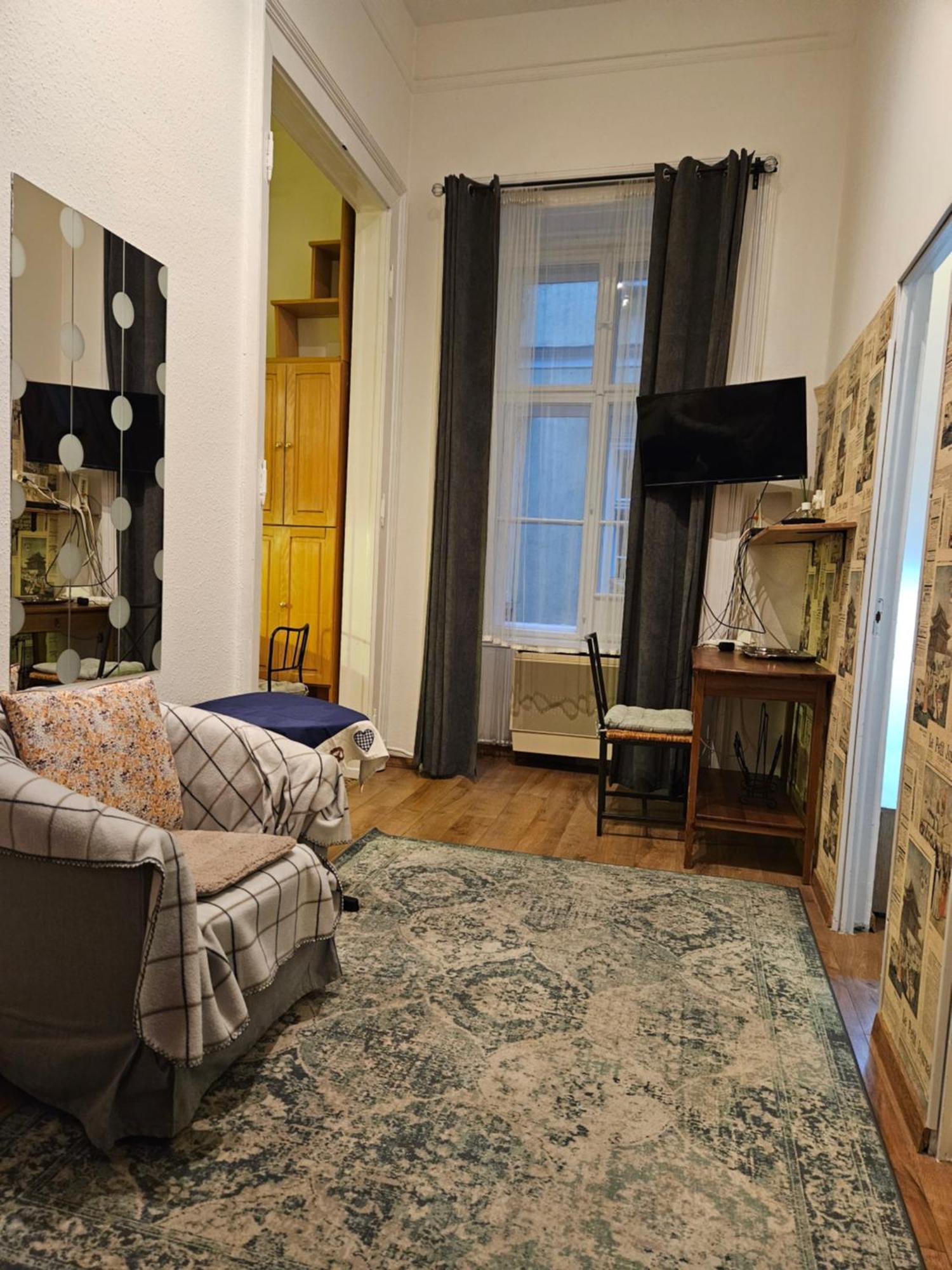 Danube Bridge Apartment