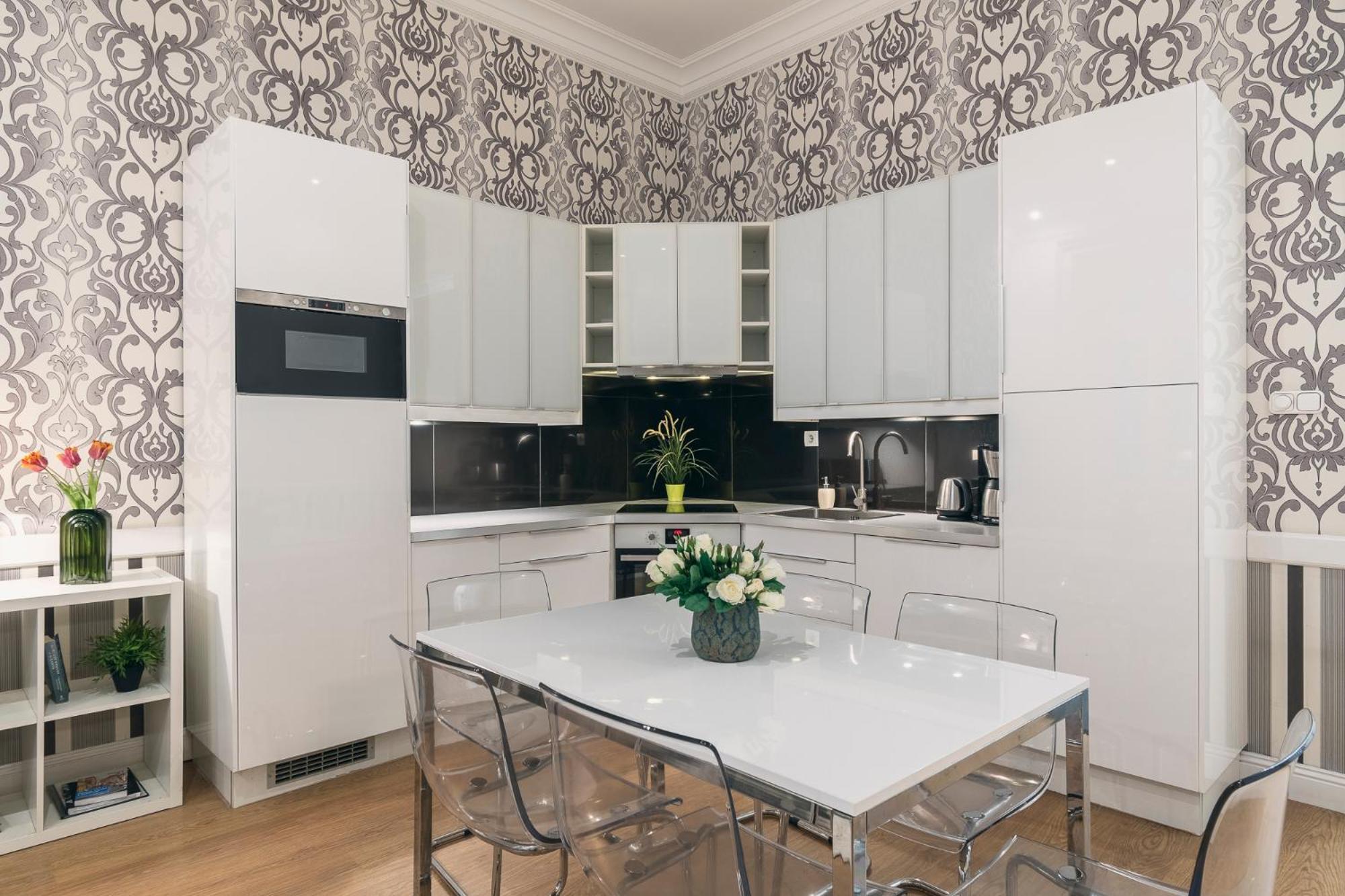 Appartement Ruin Bar 2 Bedroom 1.5 Bath Apt. Sleeps 6 *