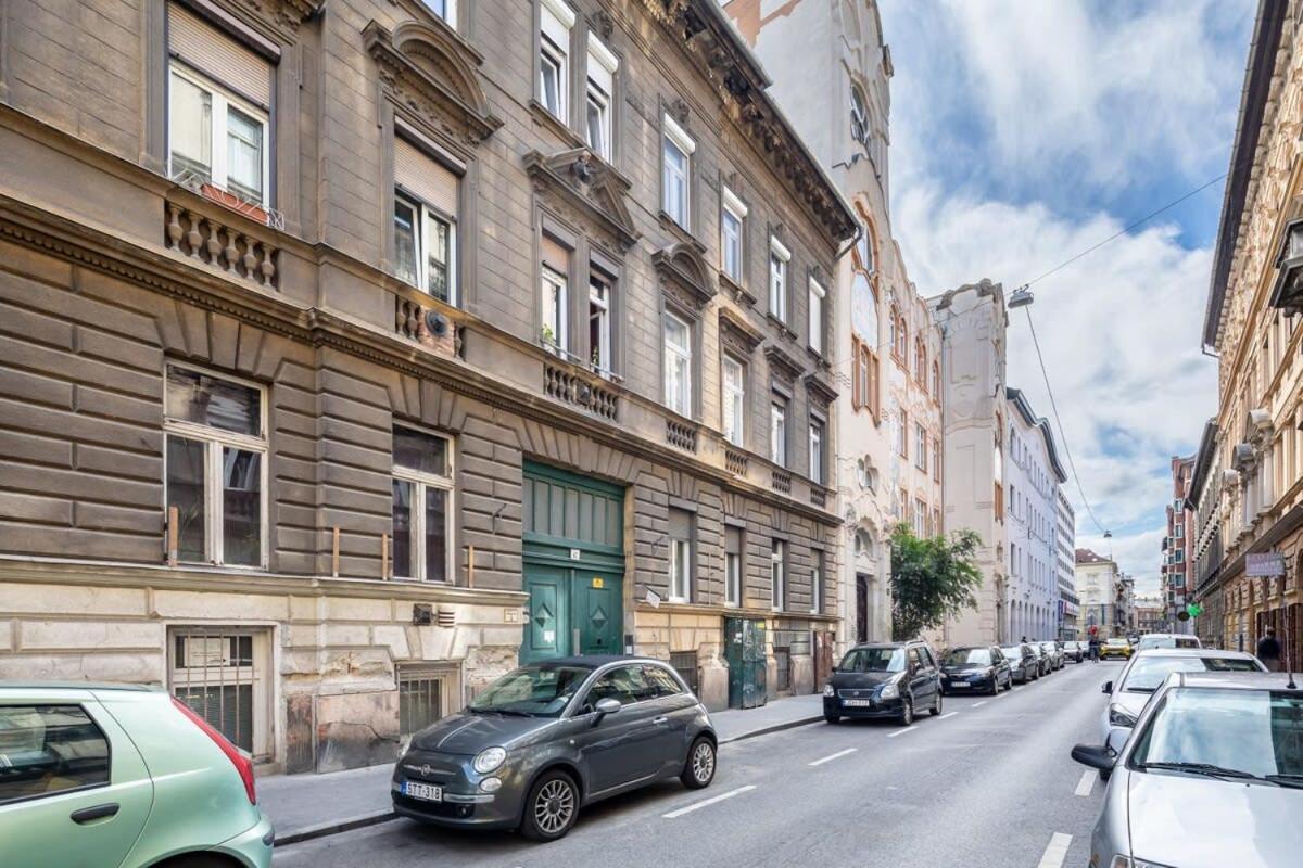 Appartamento Modern In Downtown Area