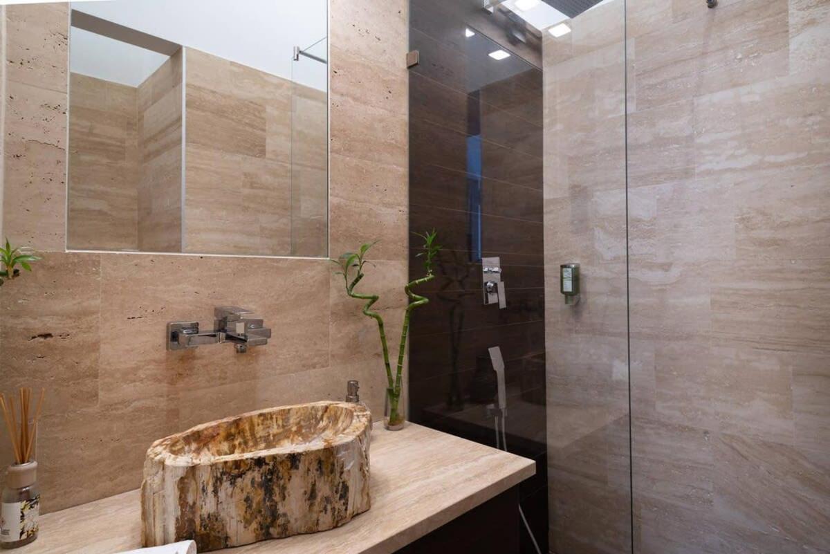 Luxy Design Apartment Budapest