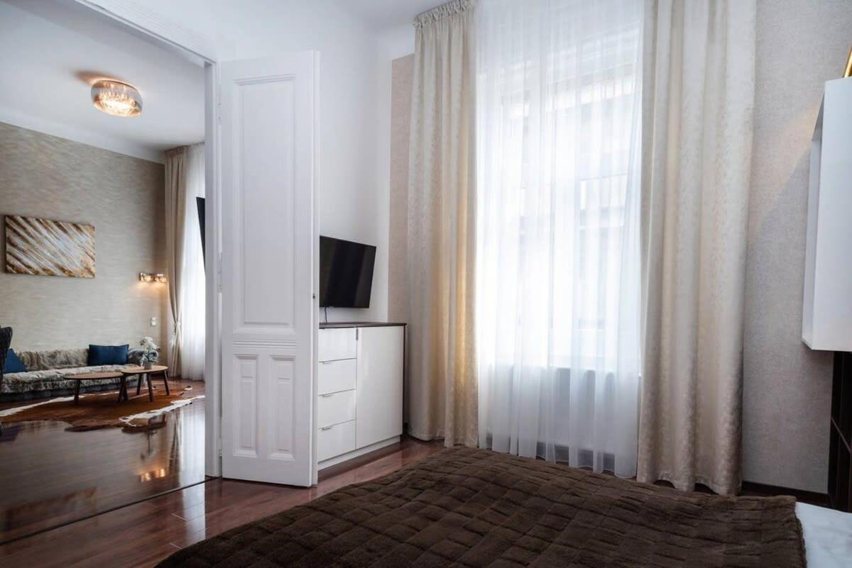 Apartment Luxy Design *