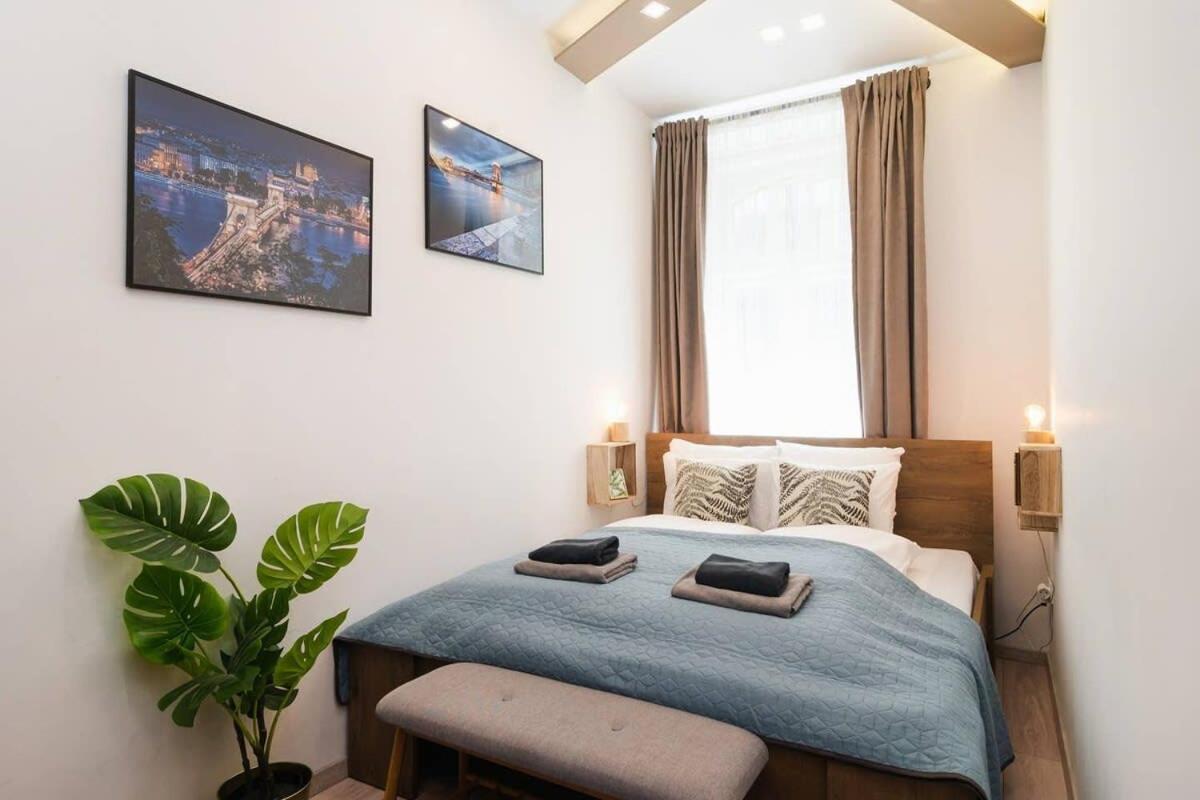 Perfect Place In The Heart Of Downtown Budapest