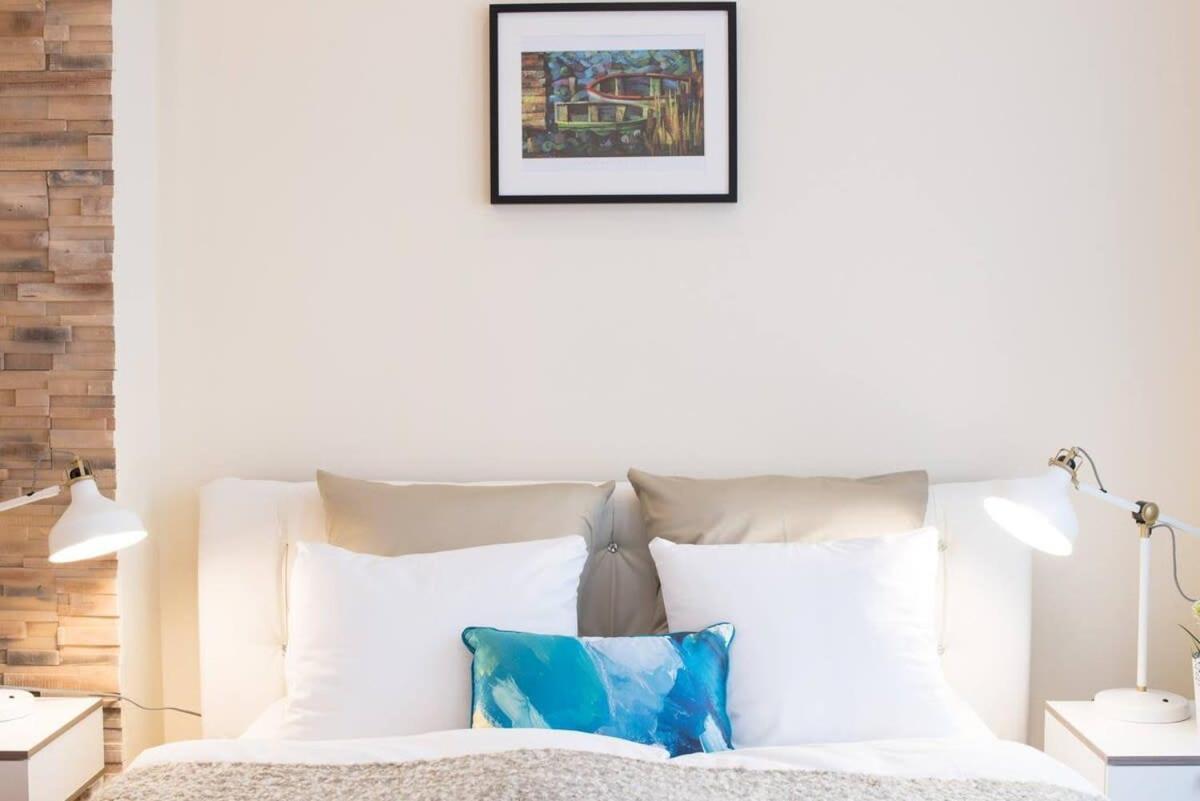 Ultra Large With Ac And Balcony Apartment Budapest
