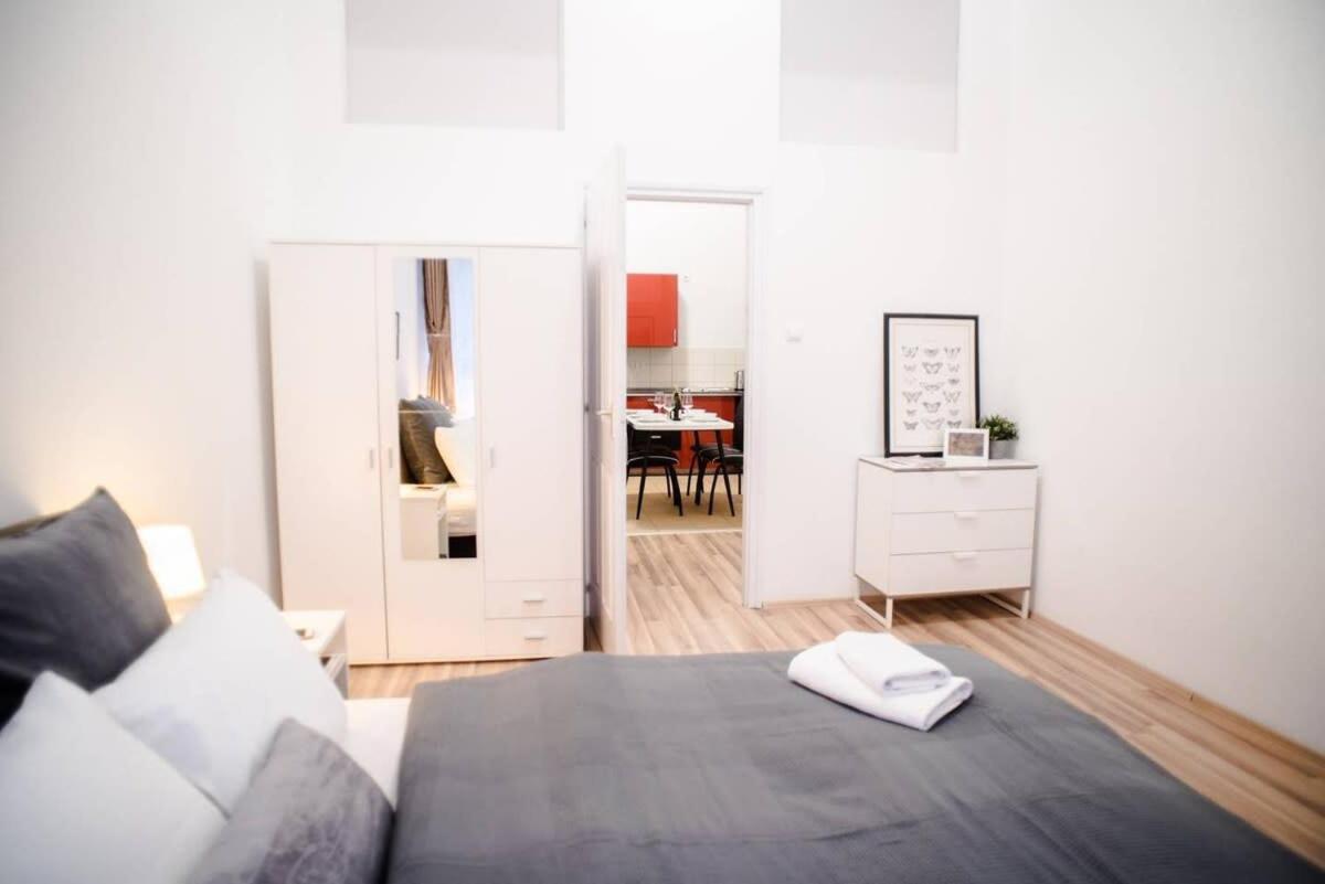 Apartmán Very Spacious Ac