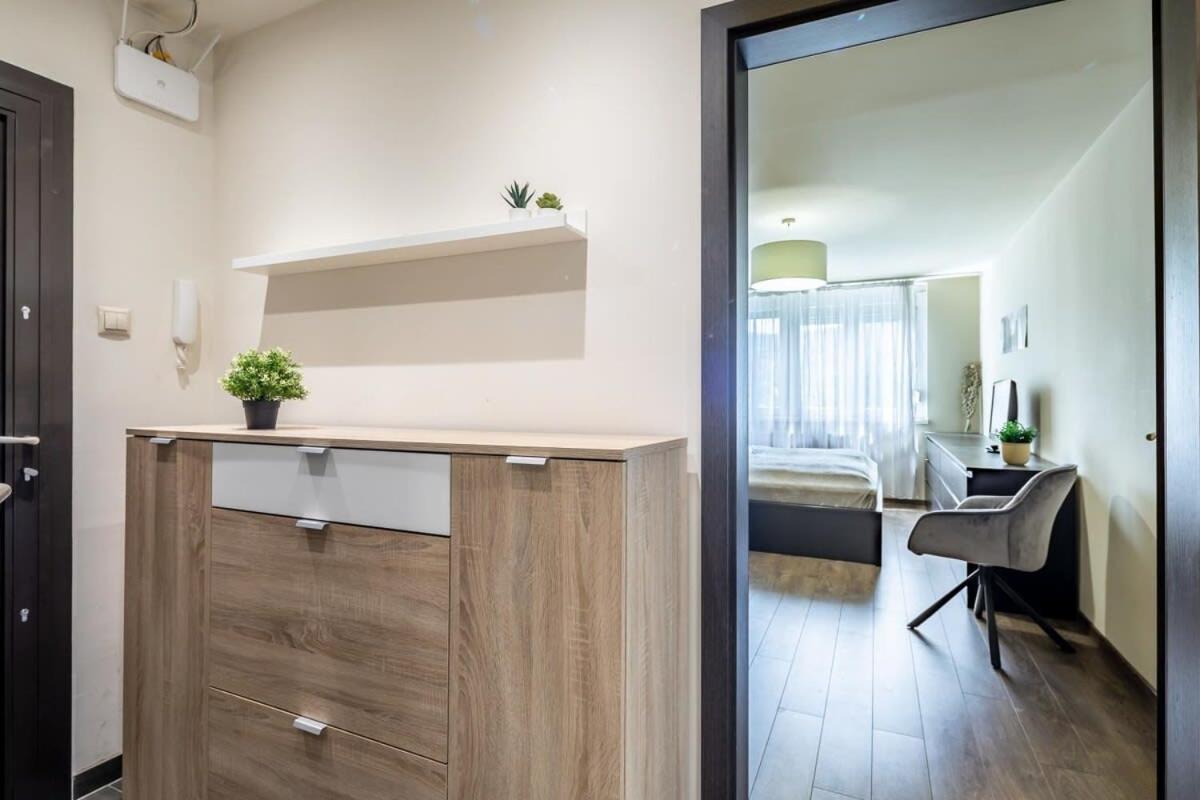 Cozy Quiet With A Balcony Apartman