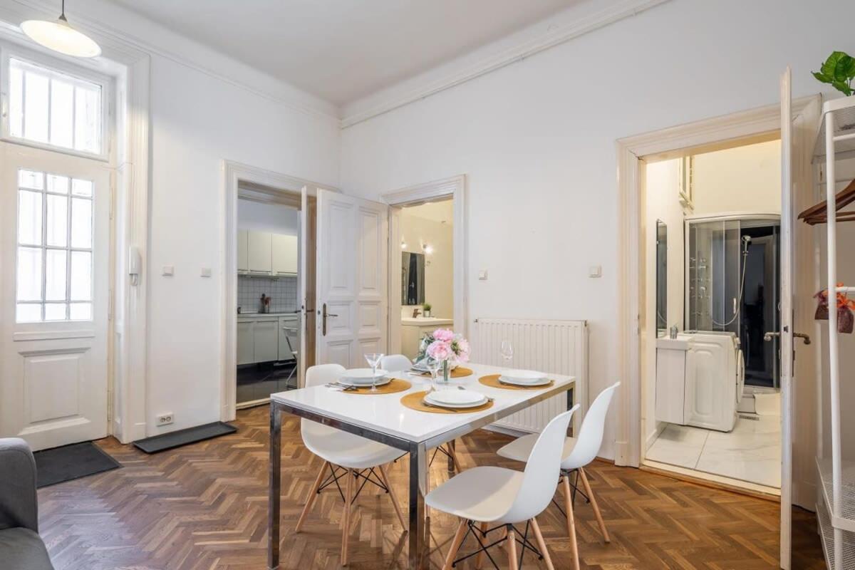 Apartment Spacious Budapest