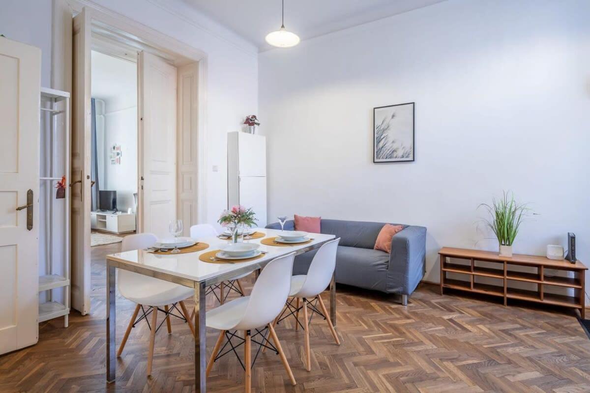 Apartment Spacious Budapest