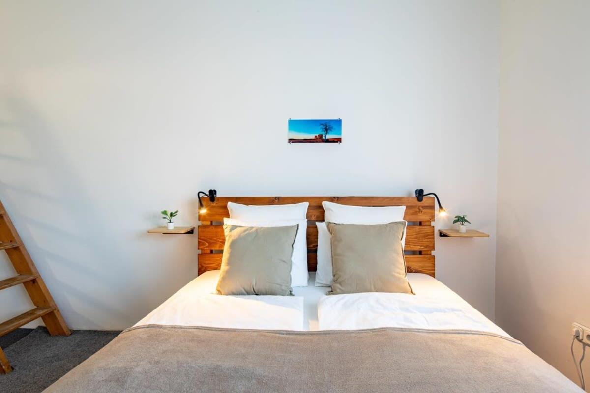 Historic Grace, Classical At Corvin Apartmán Budapest