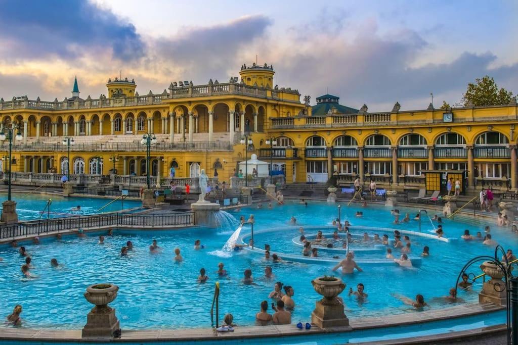 Corvin * Budapest