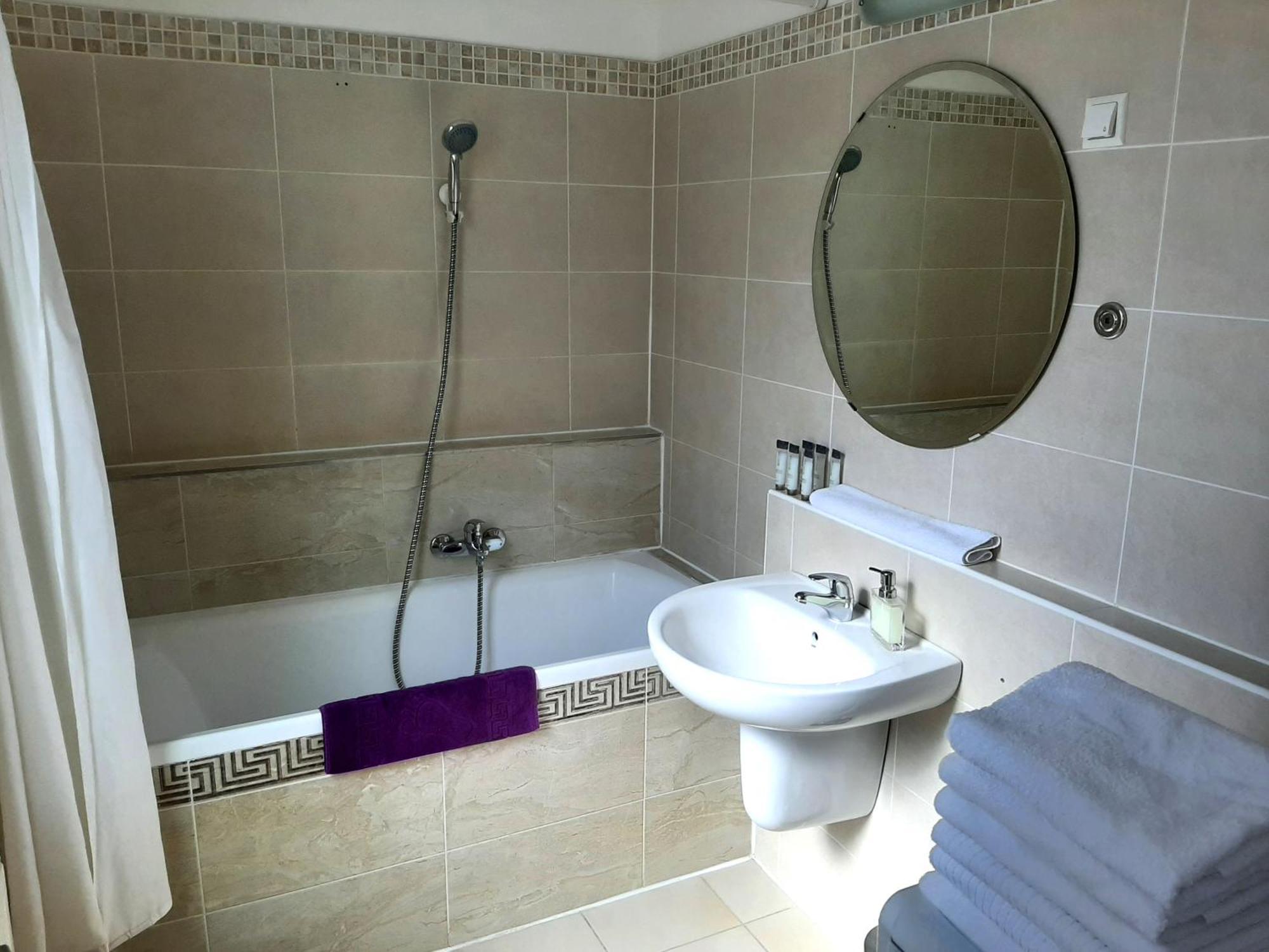 Trendy Deluxe Aparthotel