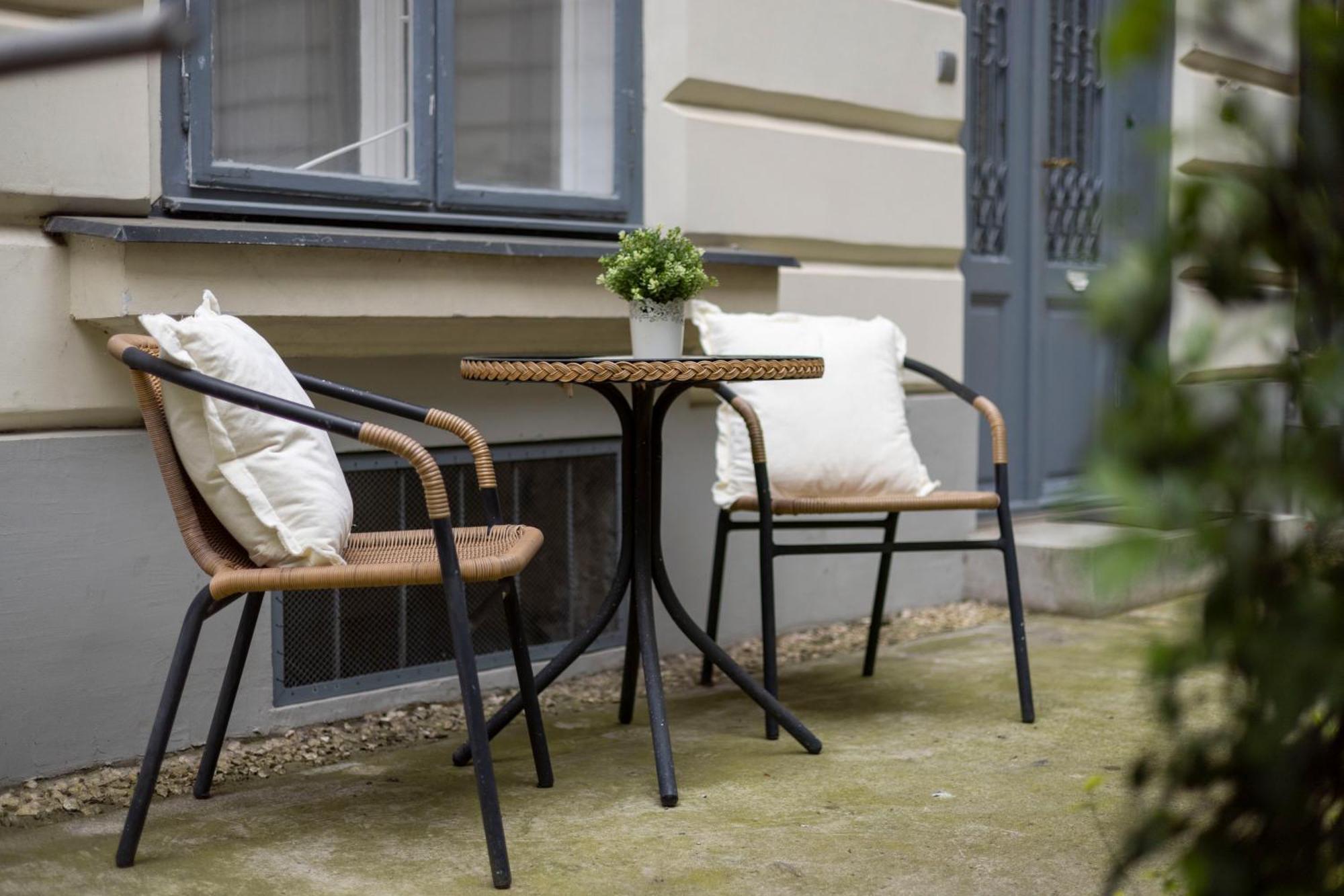 Hidden Gem With Terrace On The Andrassy Fashion Road Apartment Budapest