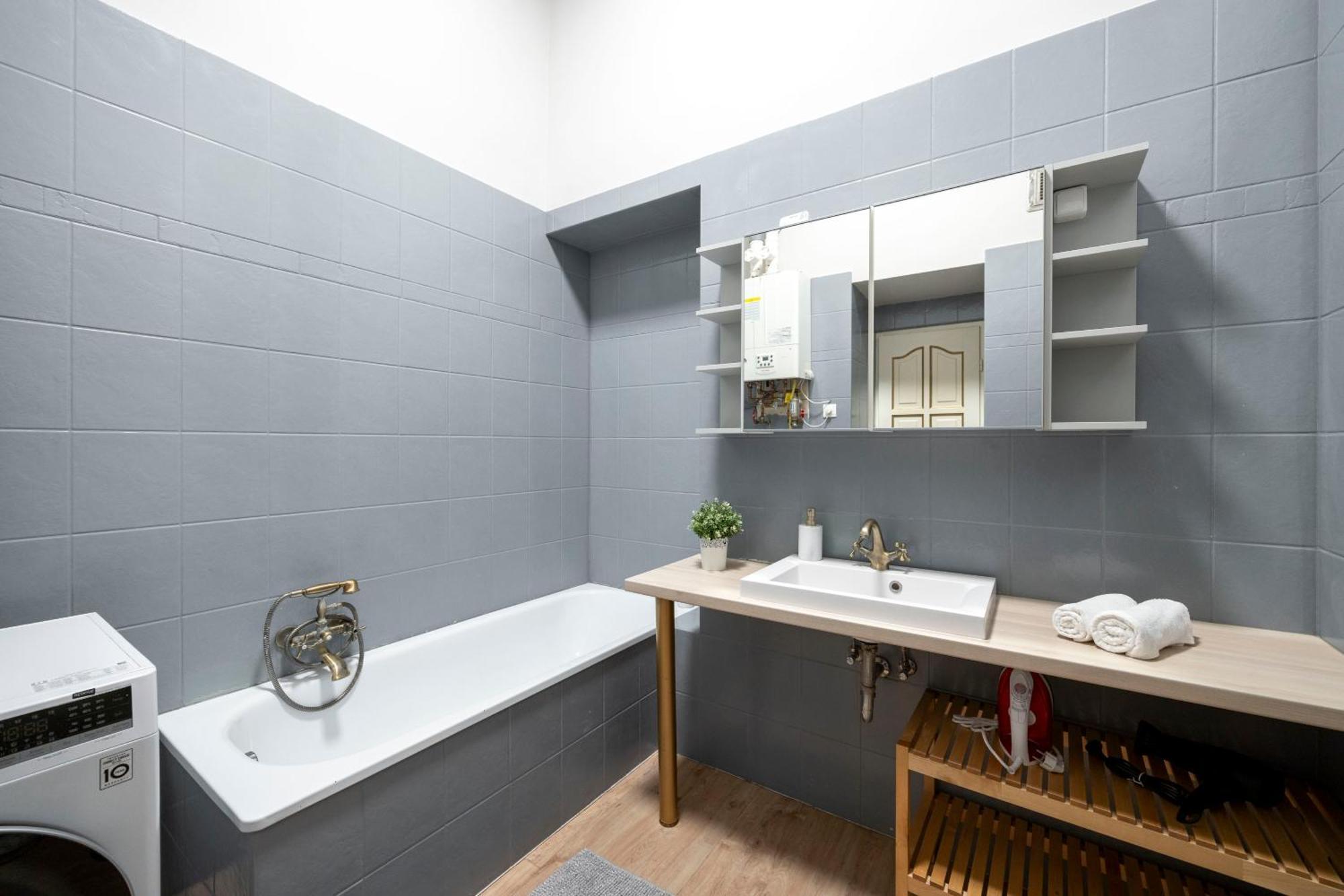 Apartment Hidden Gem With Terrace On The Andrassy Fashion Road Budapest