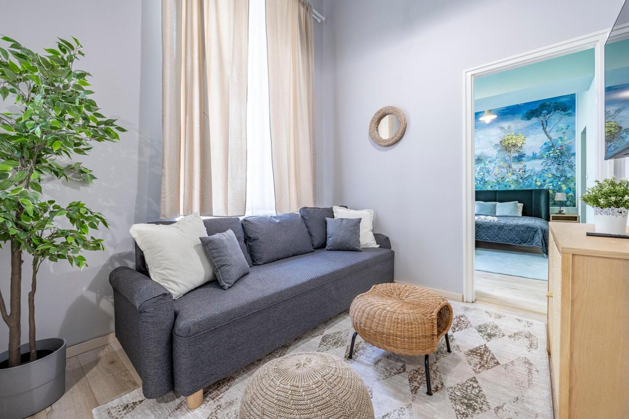 Apartment Hidden Gem With Terrace On The Andrassy Fashion Road