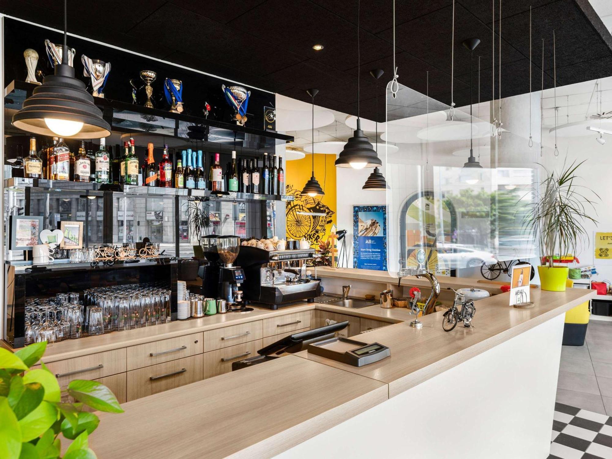 Ibis Styles Hotel 3*