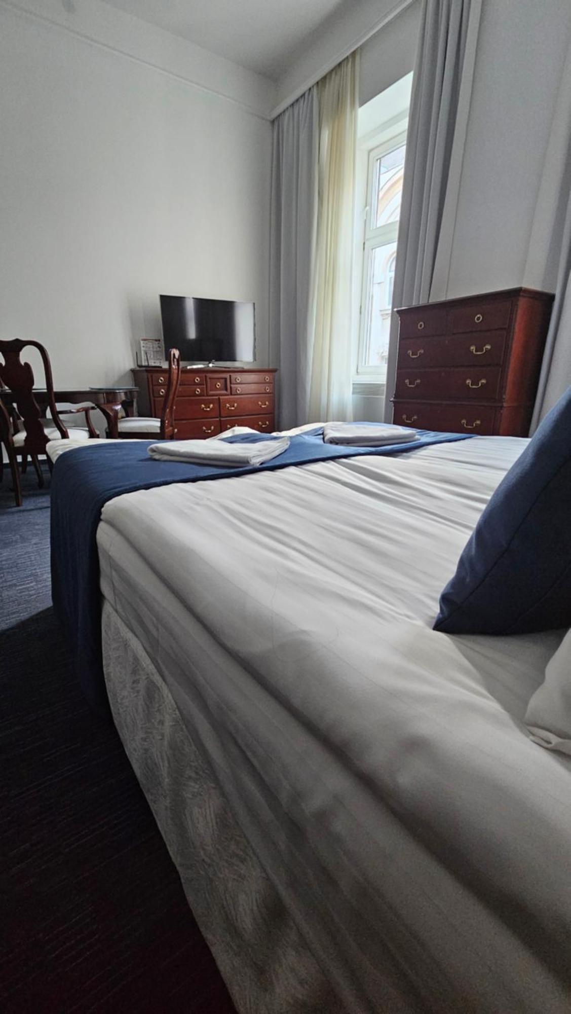 Guest house Opera16 Guestrooms