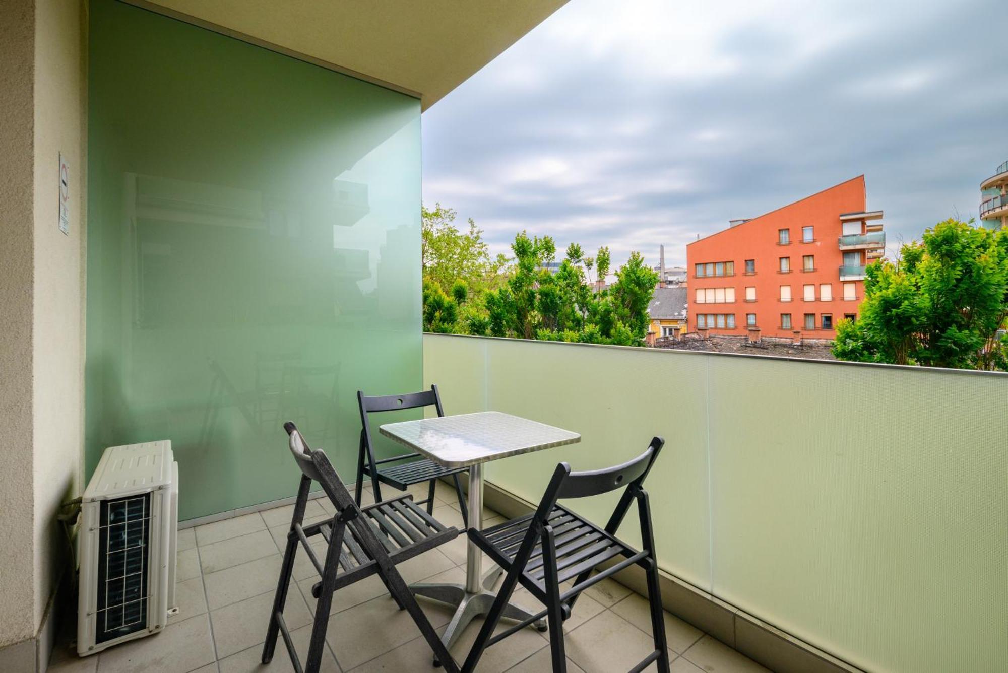 Park Blue Suite- Free Parking Budapest