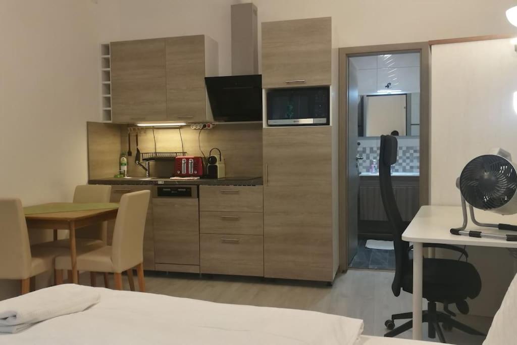 Apartamento Beliz2 Ac New Cozy In The Center Budapest