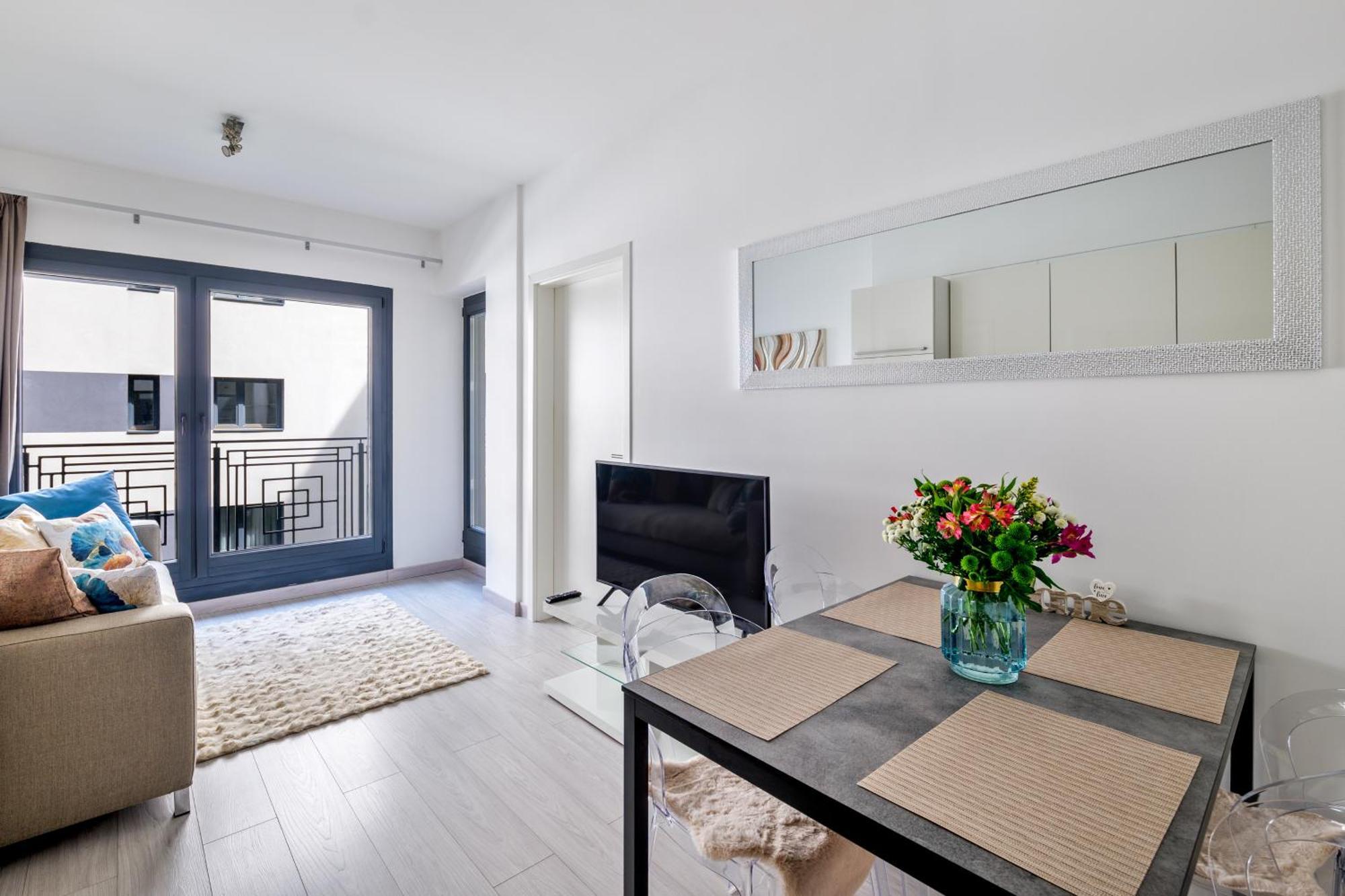 Rames-cosmo Downtown With Rooftop Pool Apartamento *