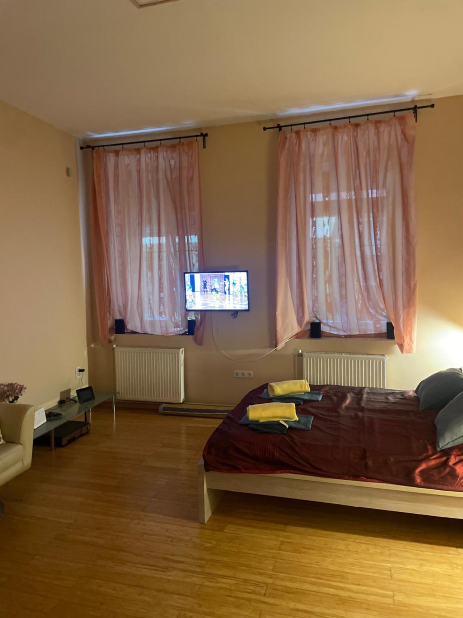 Apartment Clark Apartman **