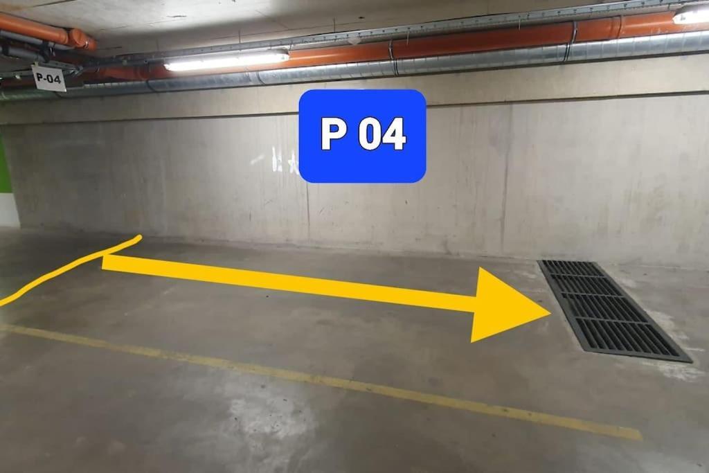 Royal In The Center With Free Parking! * Budapest