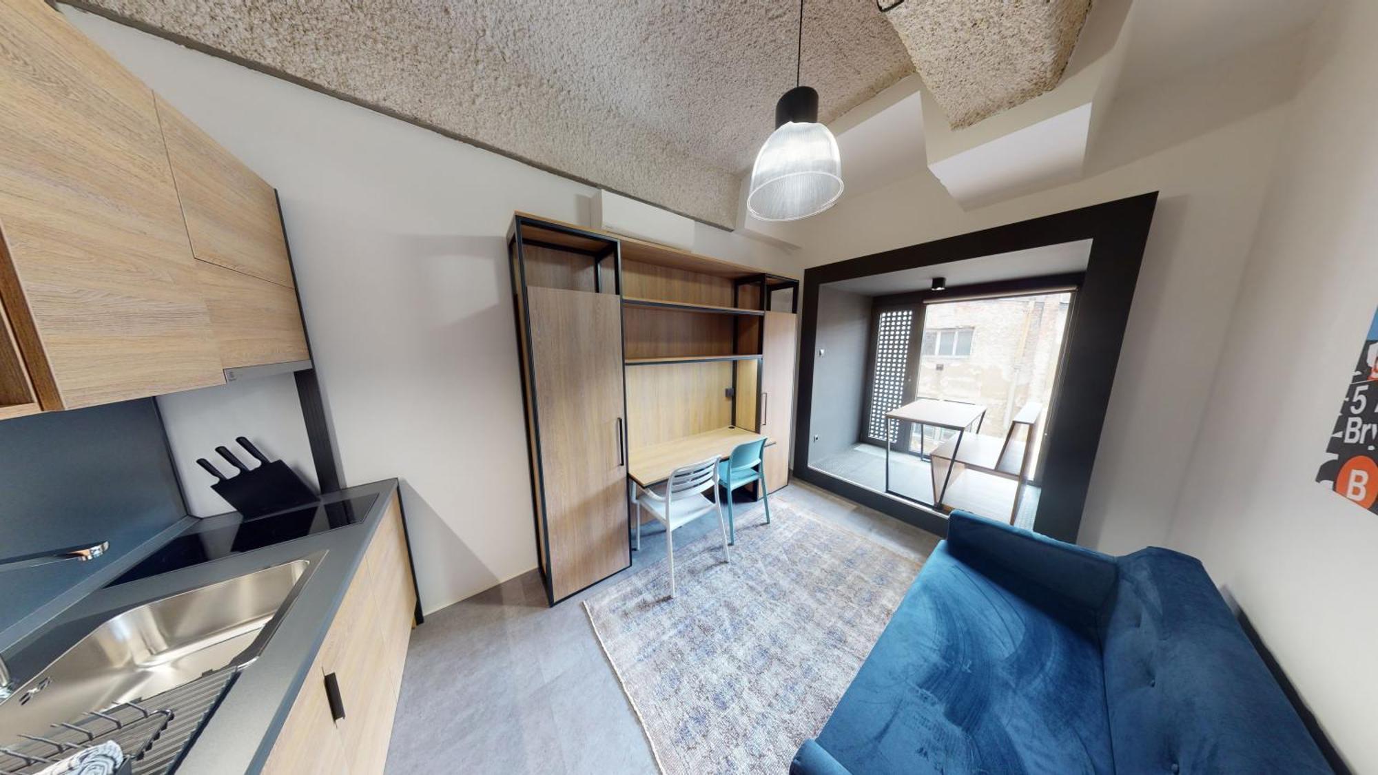 In 5 * Budapest