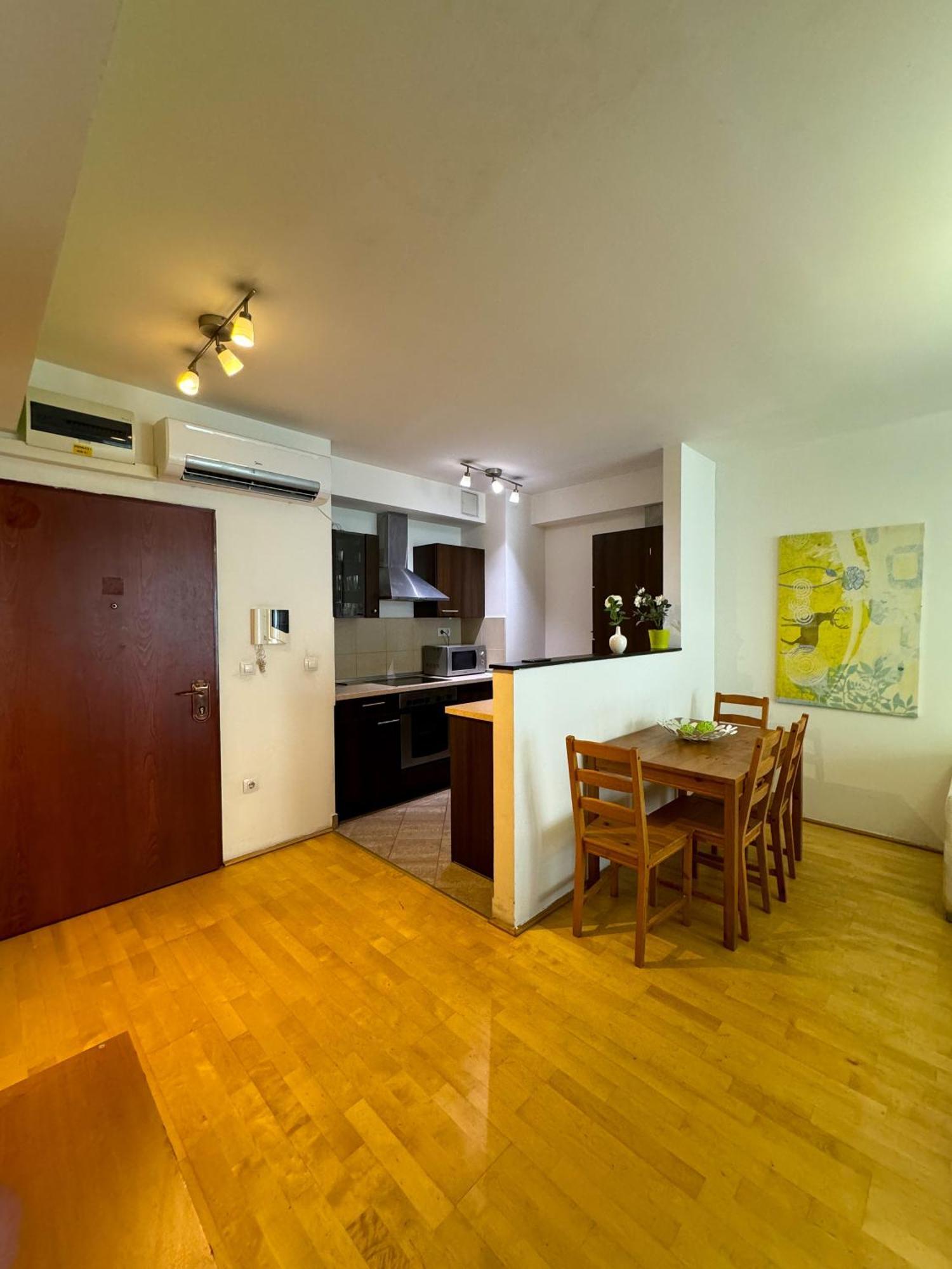 Apartament Downtown Family *