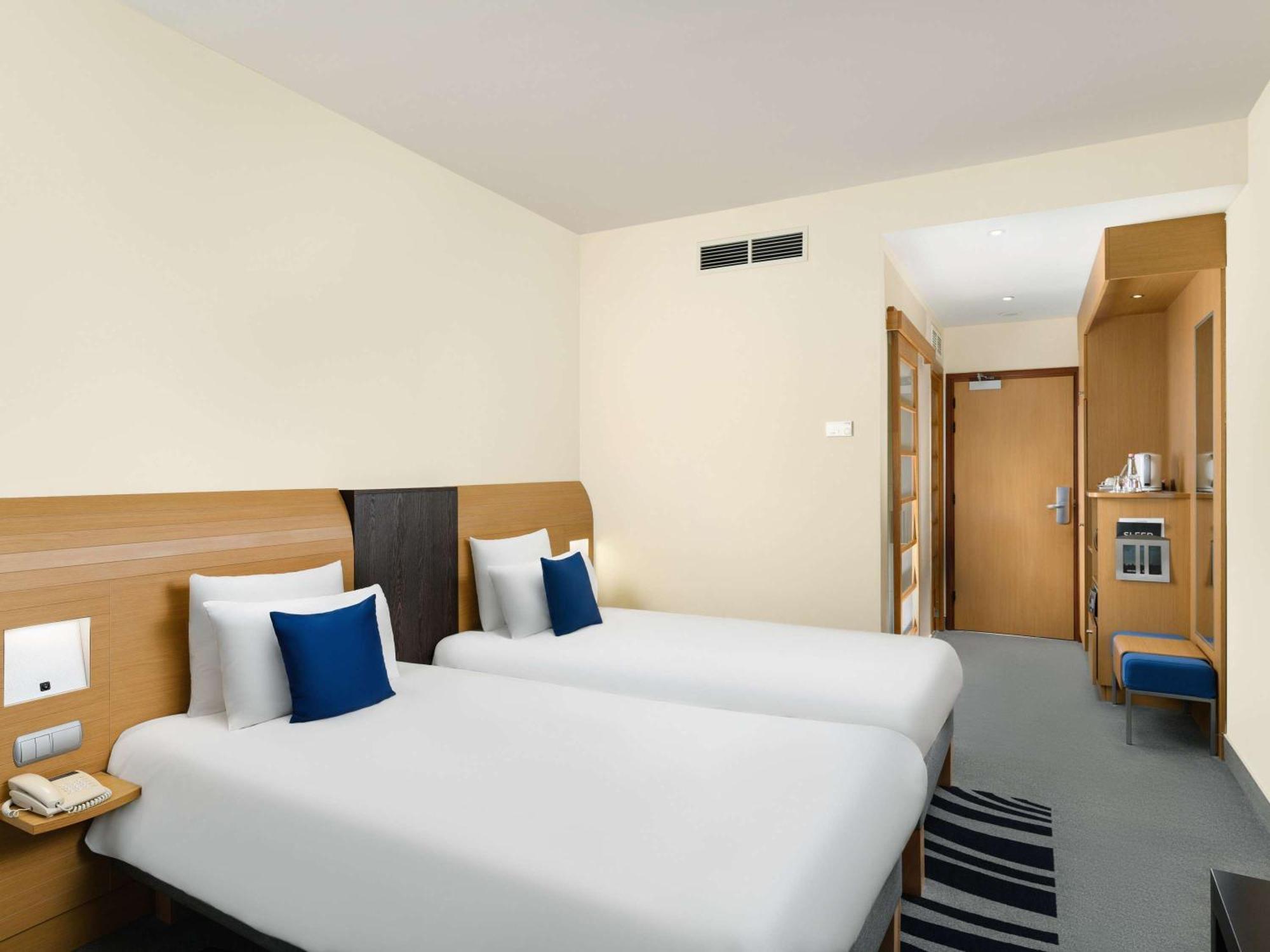 Hotel Novotel Danube 4*