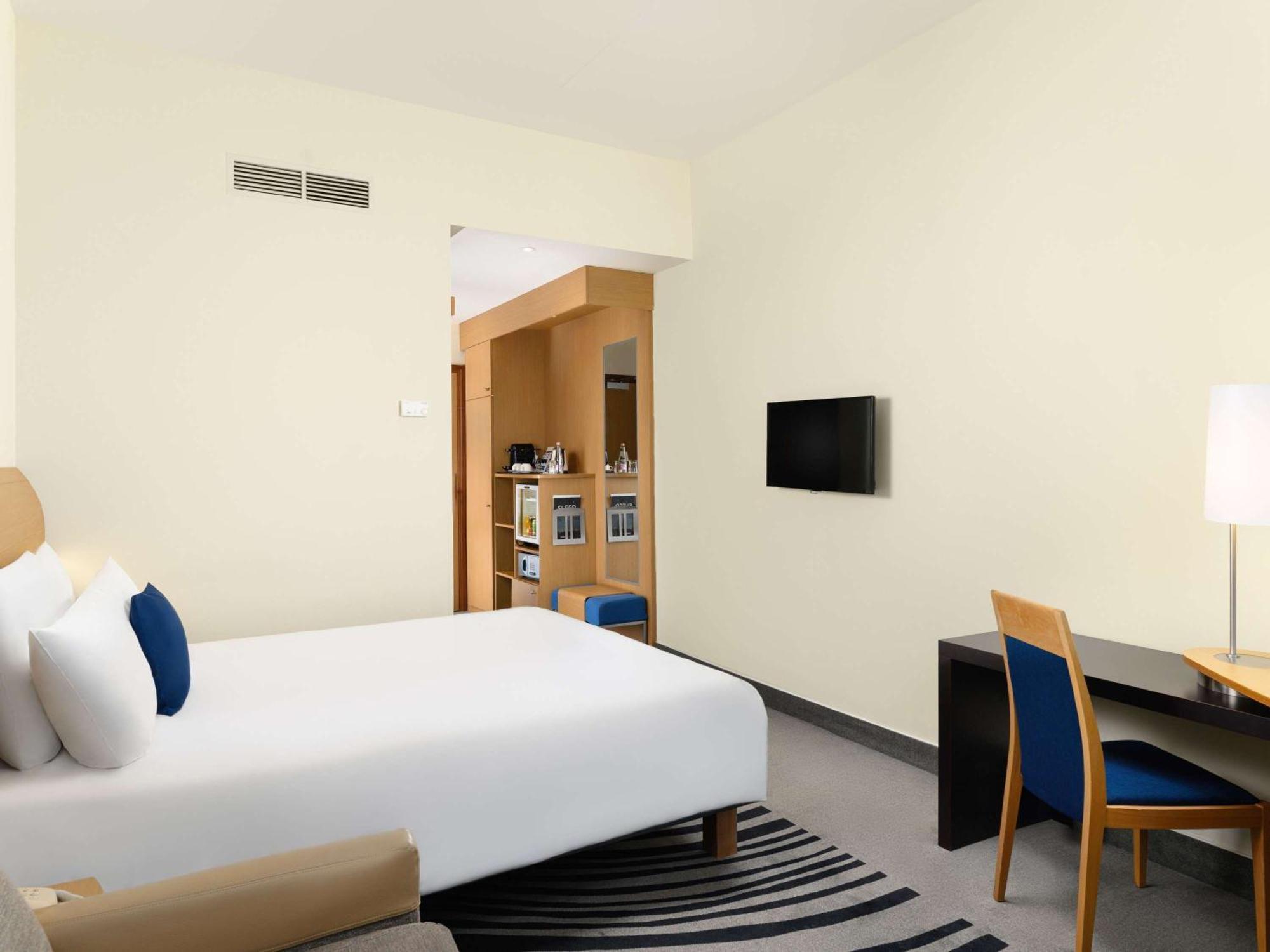 Novotel Danube 4*